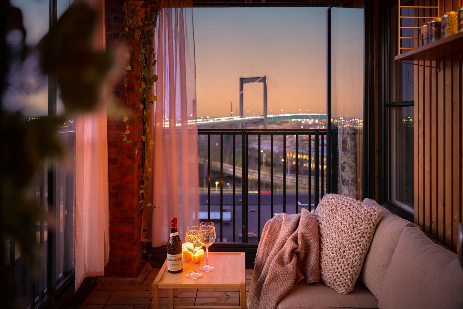 Välkommen till detta unika hem i högt och fritt läge