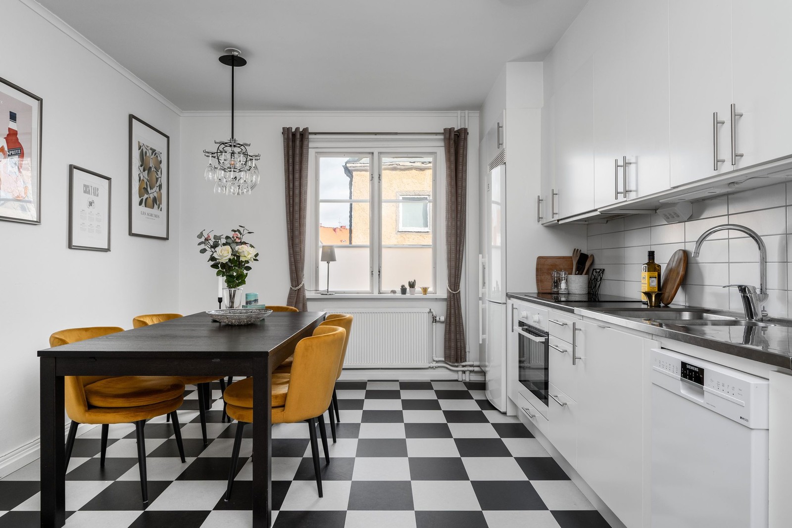 Kök med generös matplats