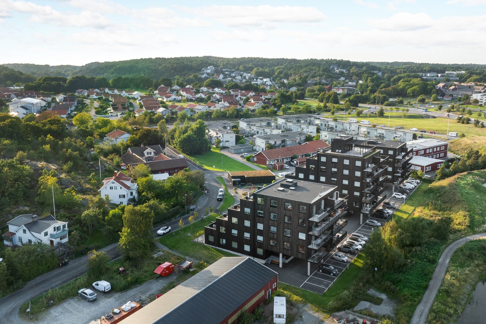 Modernt och nybyggt med centralt läge