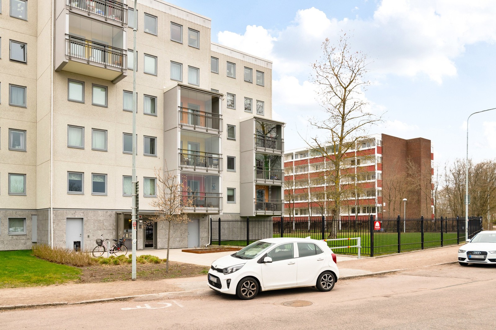 Välkommen till Fyrverkaregatan 12B!