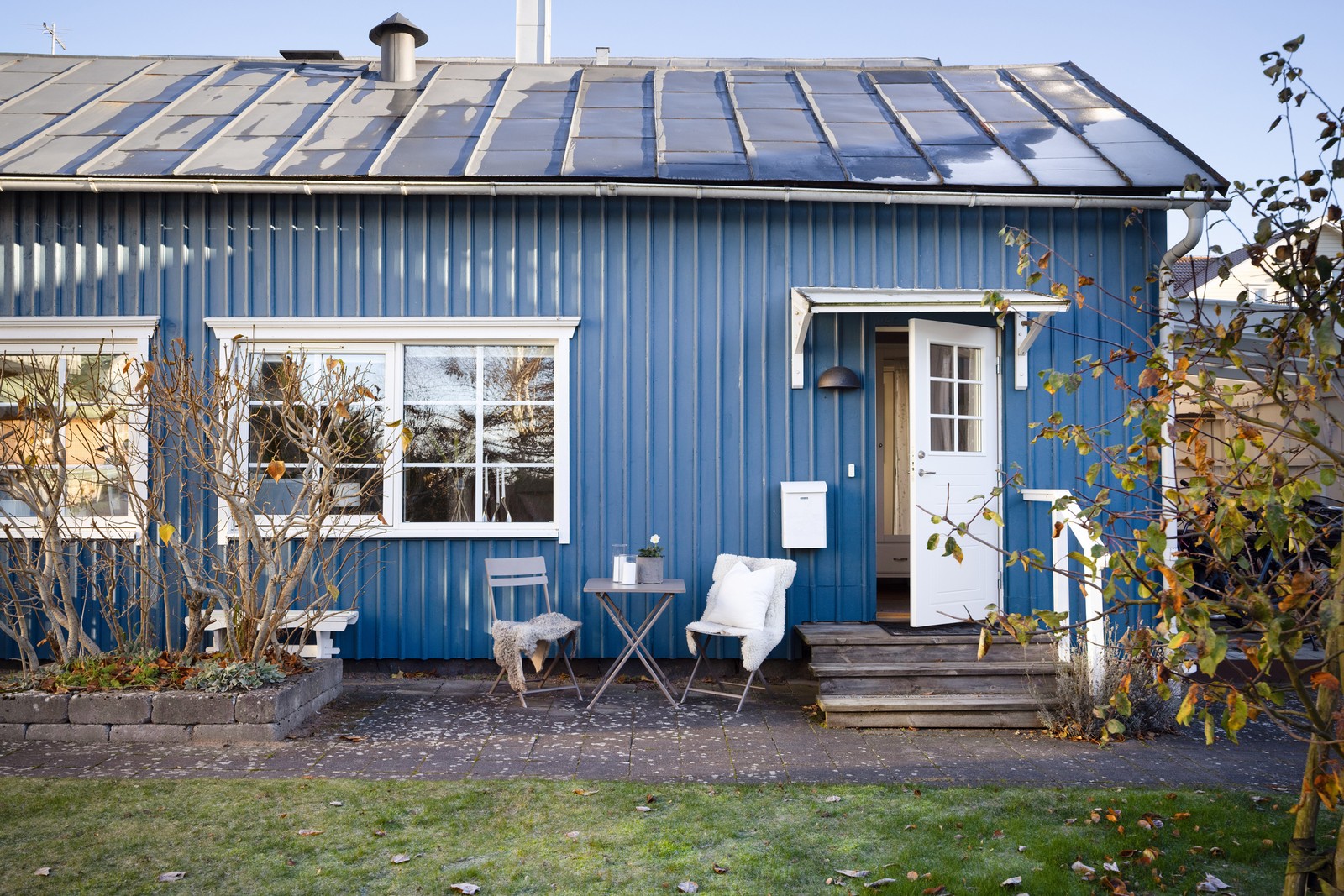 Charmig lägenhet i gårdshus från 1930