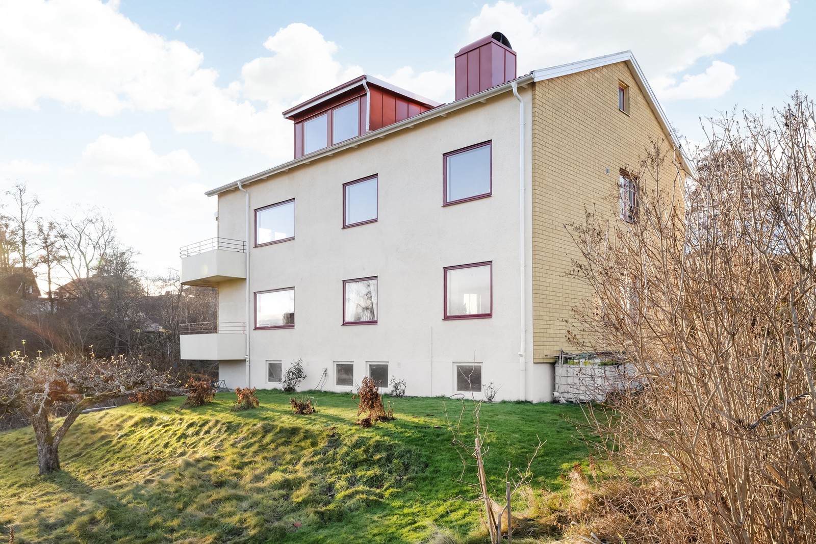 Många stora och kostsamma renoveringar är redan utförda.