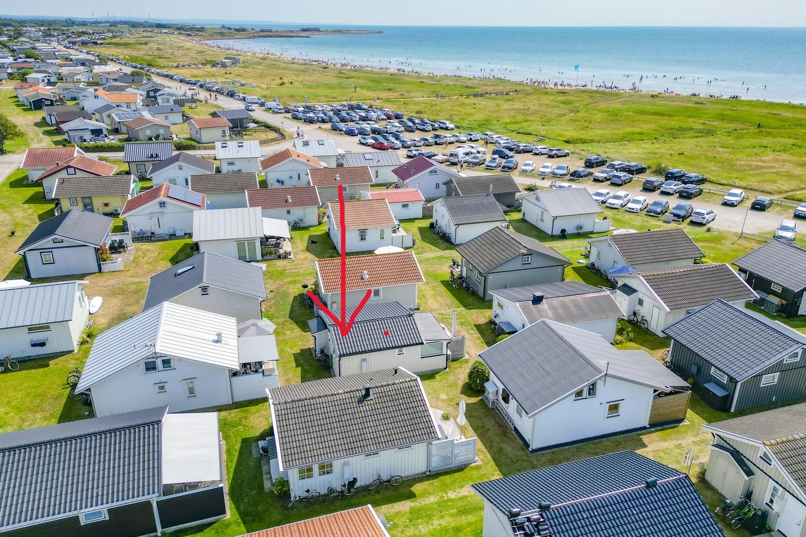 Ett drömläge för dig som vill ha nära till strand och hav