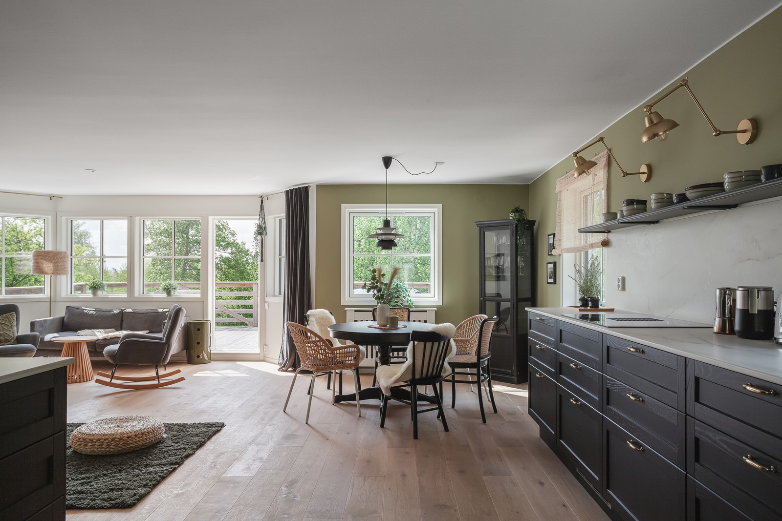 Varmt välkomna till Burhultsvägen 41