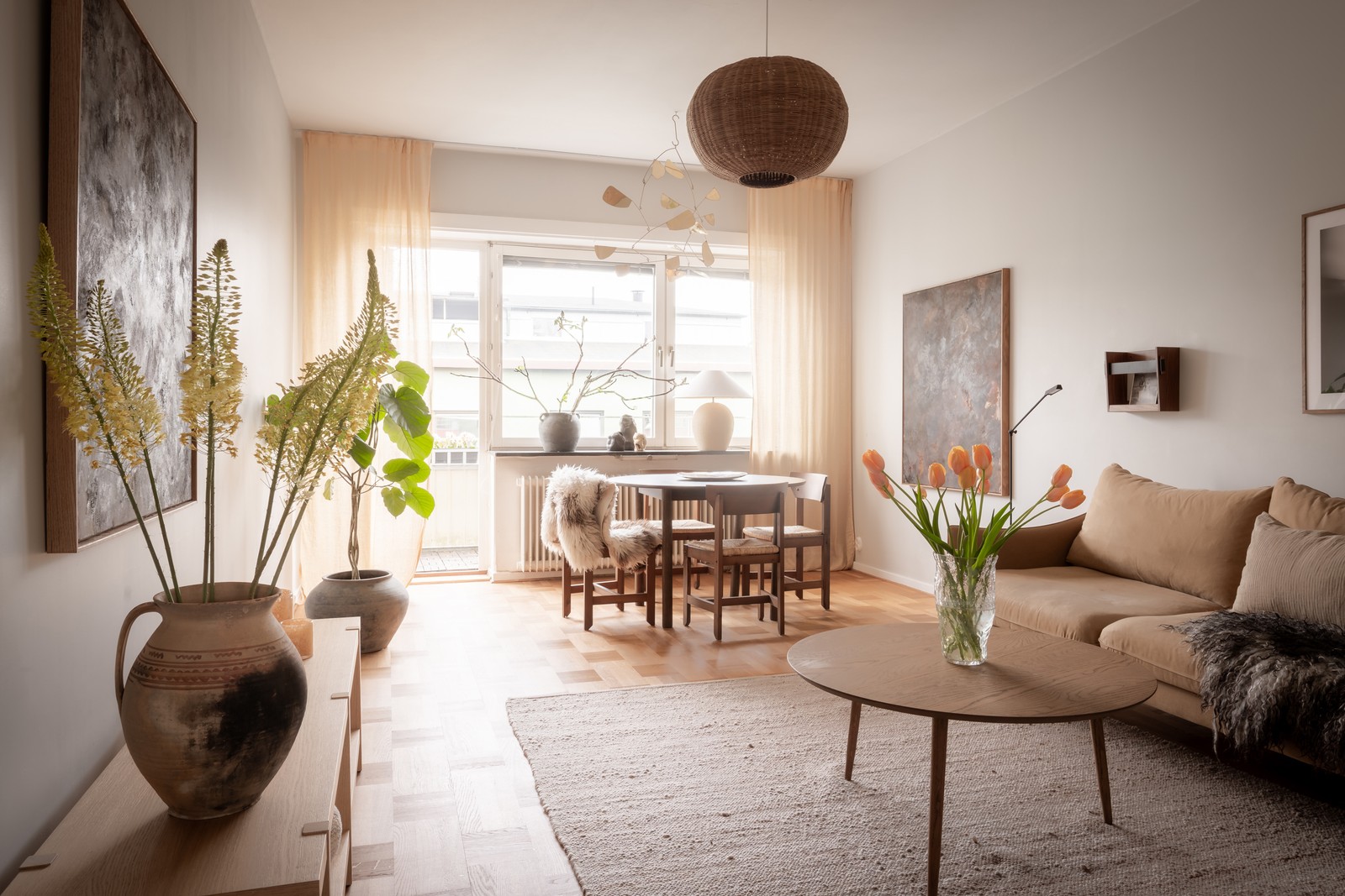 Välkommen till denna ljusa funkistvåa!