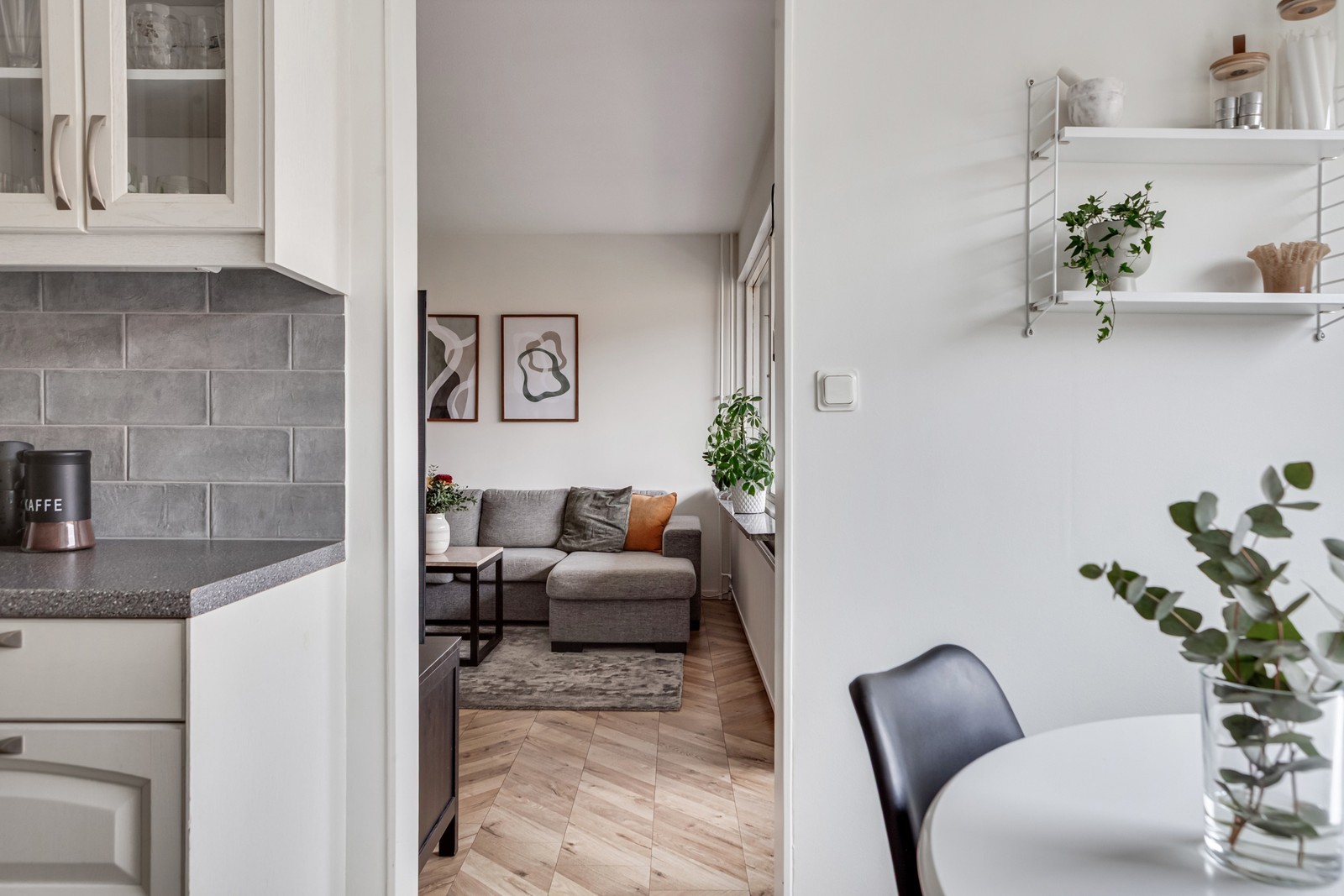 Uppskattat med anslutningen från kök till vardagsrum