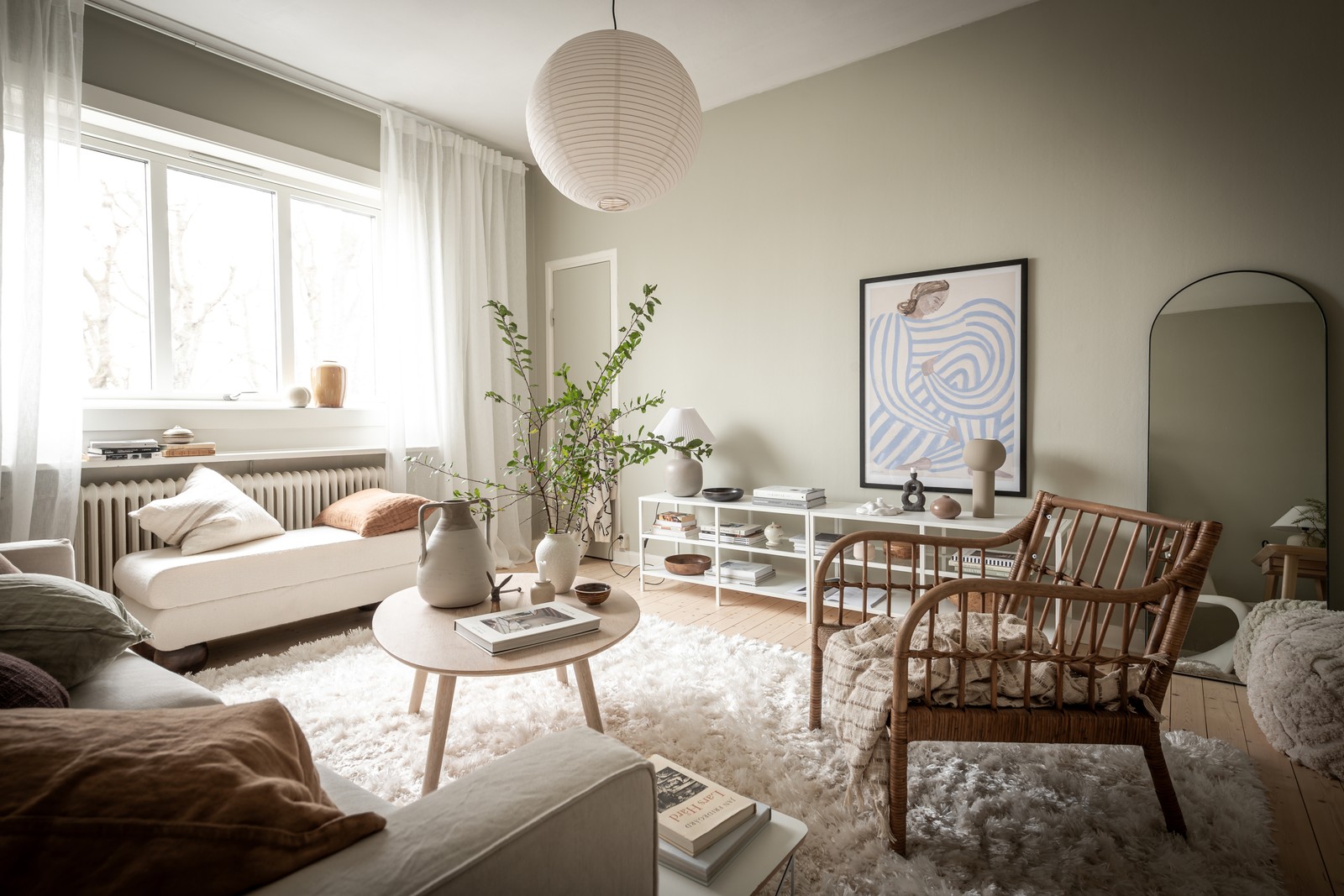 Varmt välkomna till en rymlig tvåa i populära Brf Nybygget! (Bilder från tidigare försäljning)