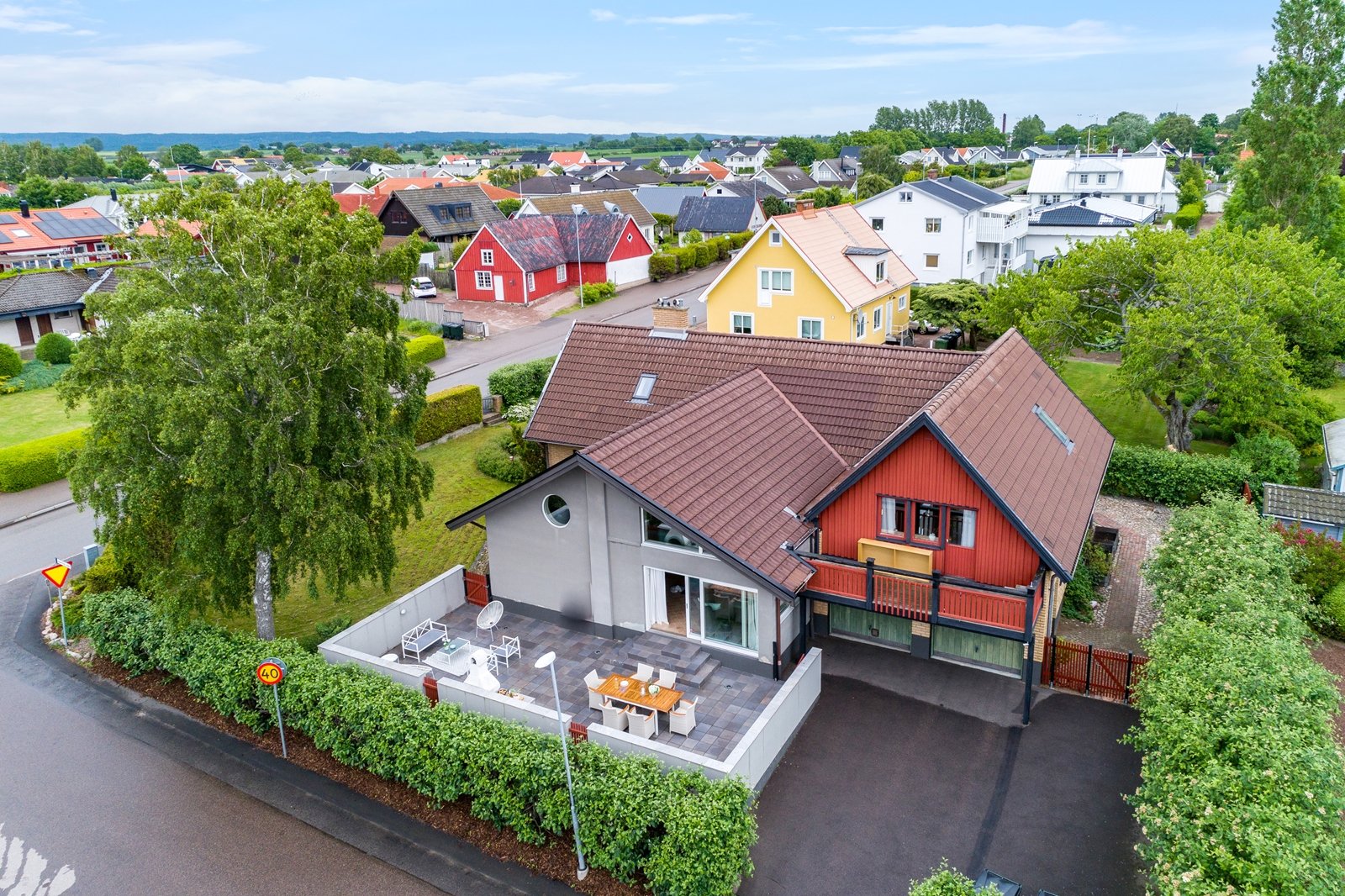 Centralt läge med gångavstånd ner till stranden, restauranger och butiker