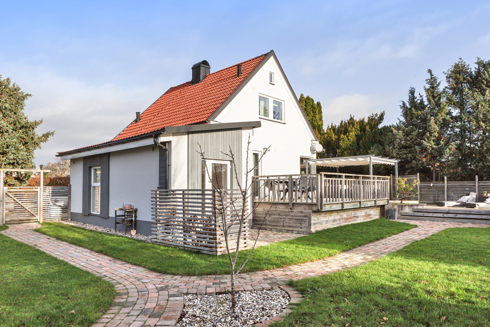 Välkomna till omtyckta Granlunda och Sveagatan 12