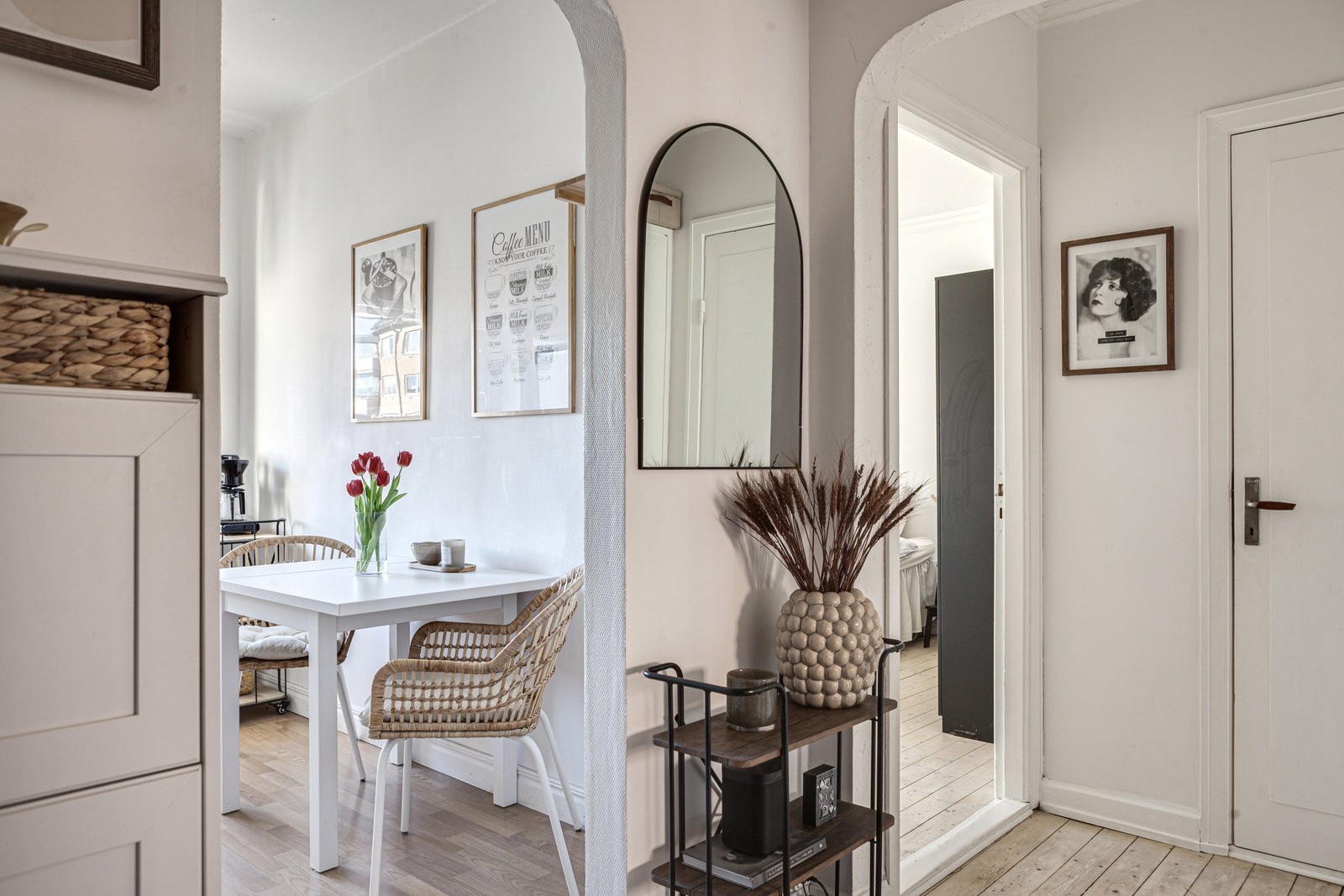 Lägenheten har en härlig atmosfär