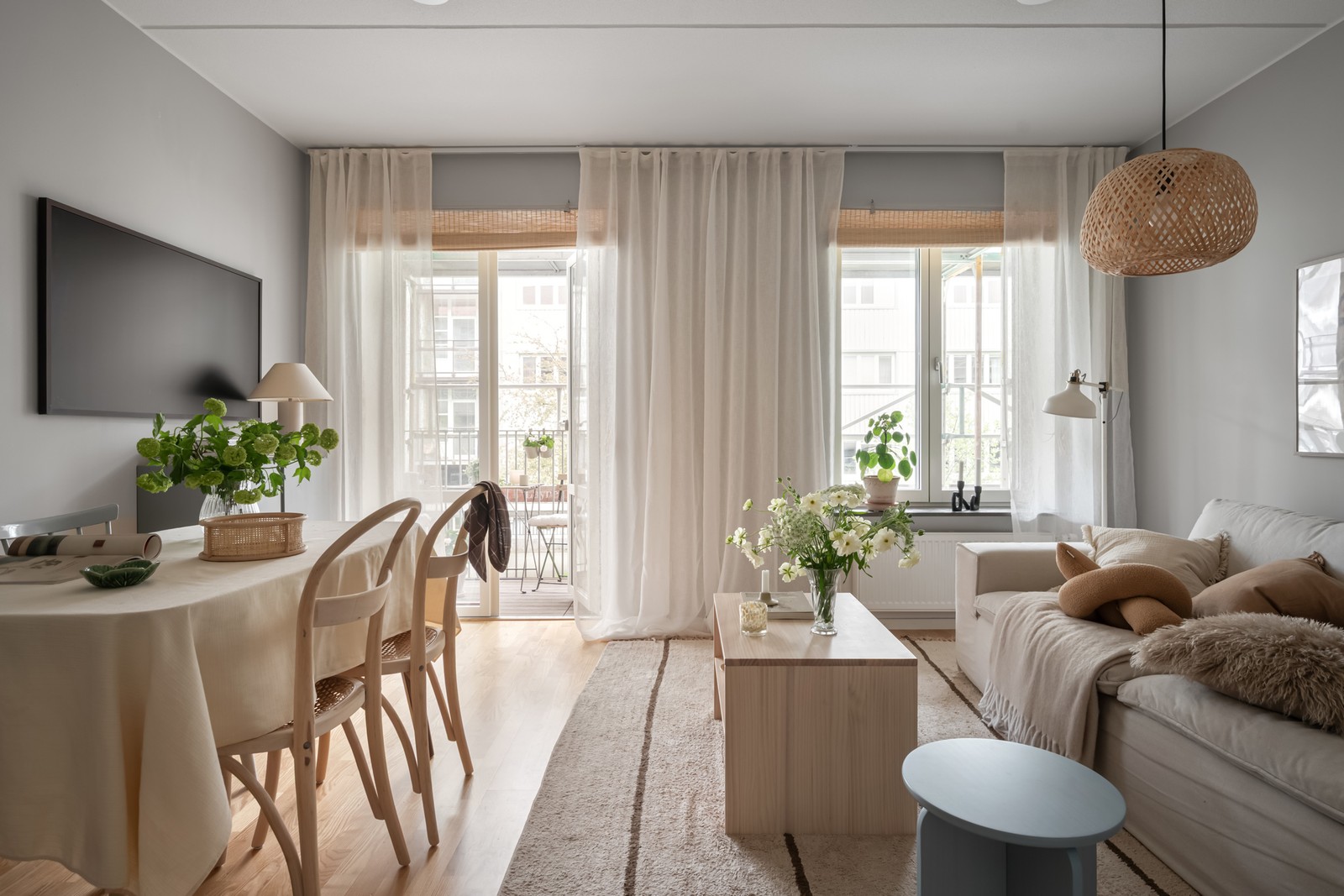 Välkommen till denna ljusa tvåa på Majstångsgatan!