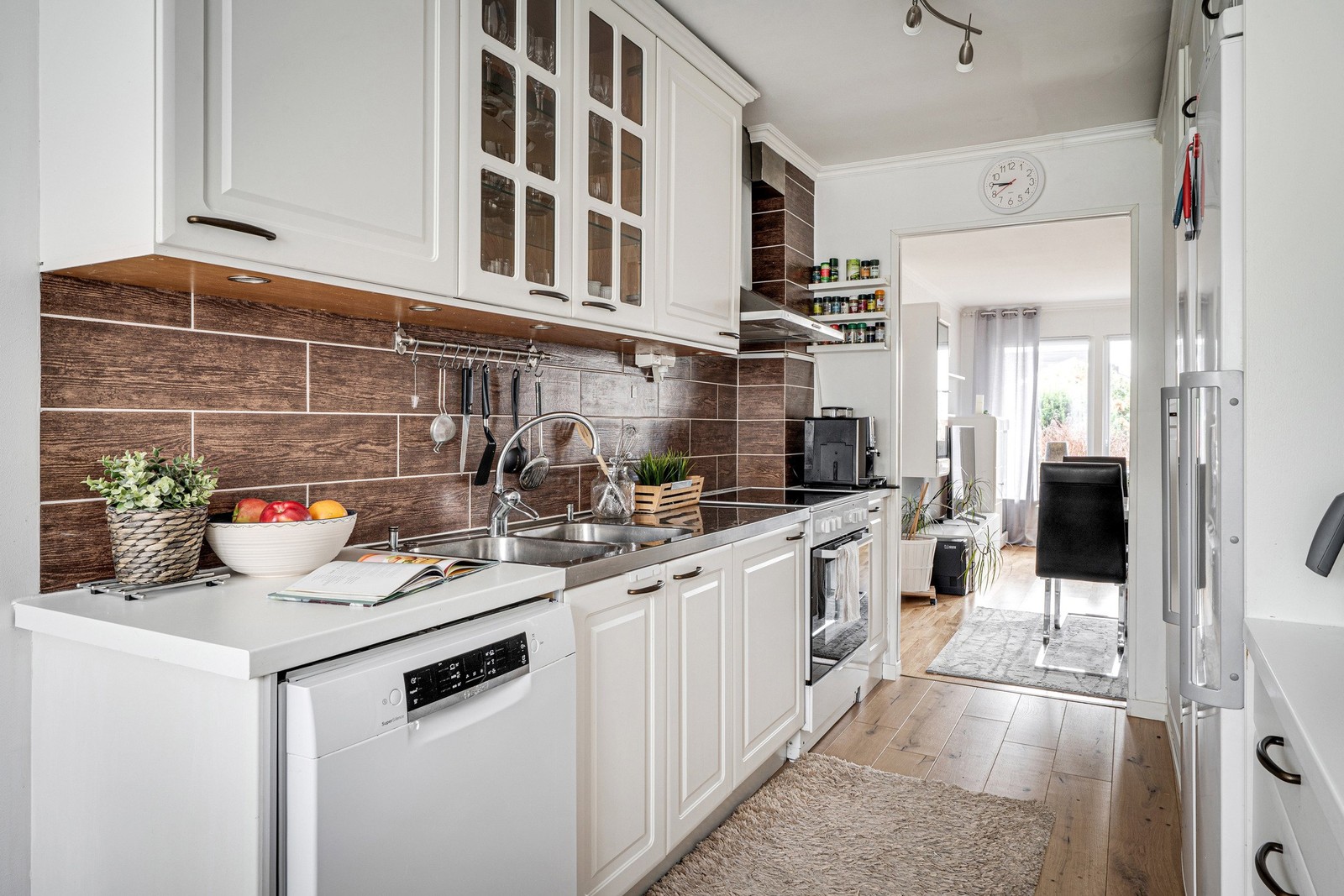 Mjuka och jordnära toner präglar köket