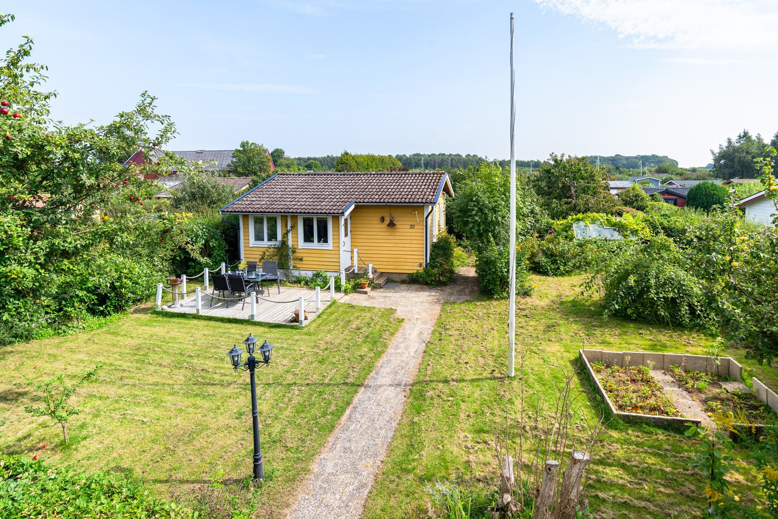 Varmt välkommen till denna mysiga kolonistuga!