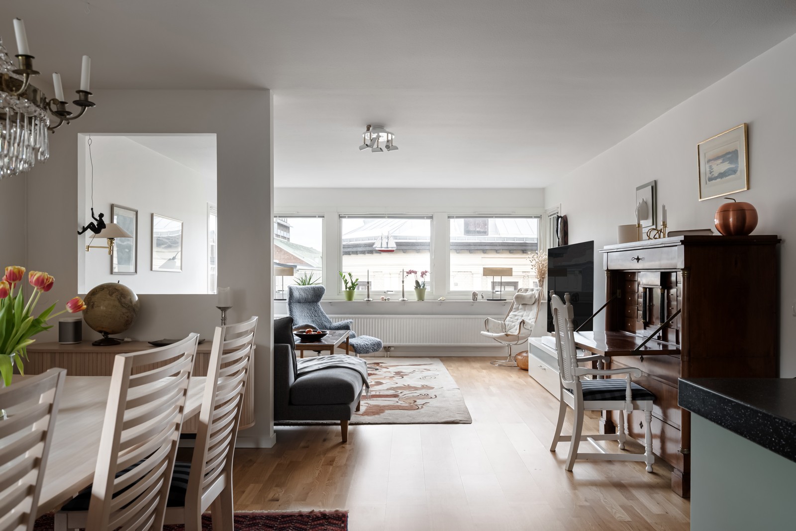 Äntligen presenterar vi förtjusande Andra Långgatan 26!