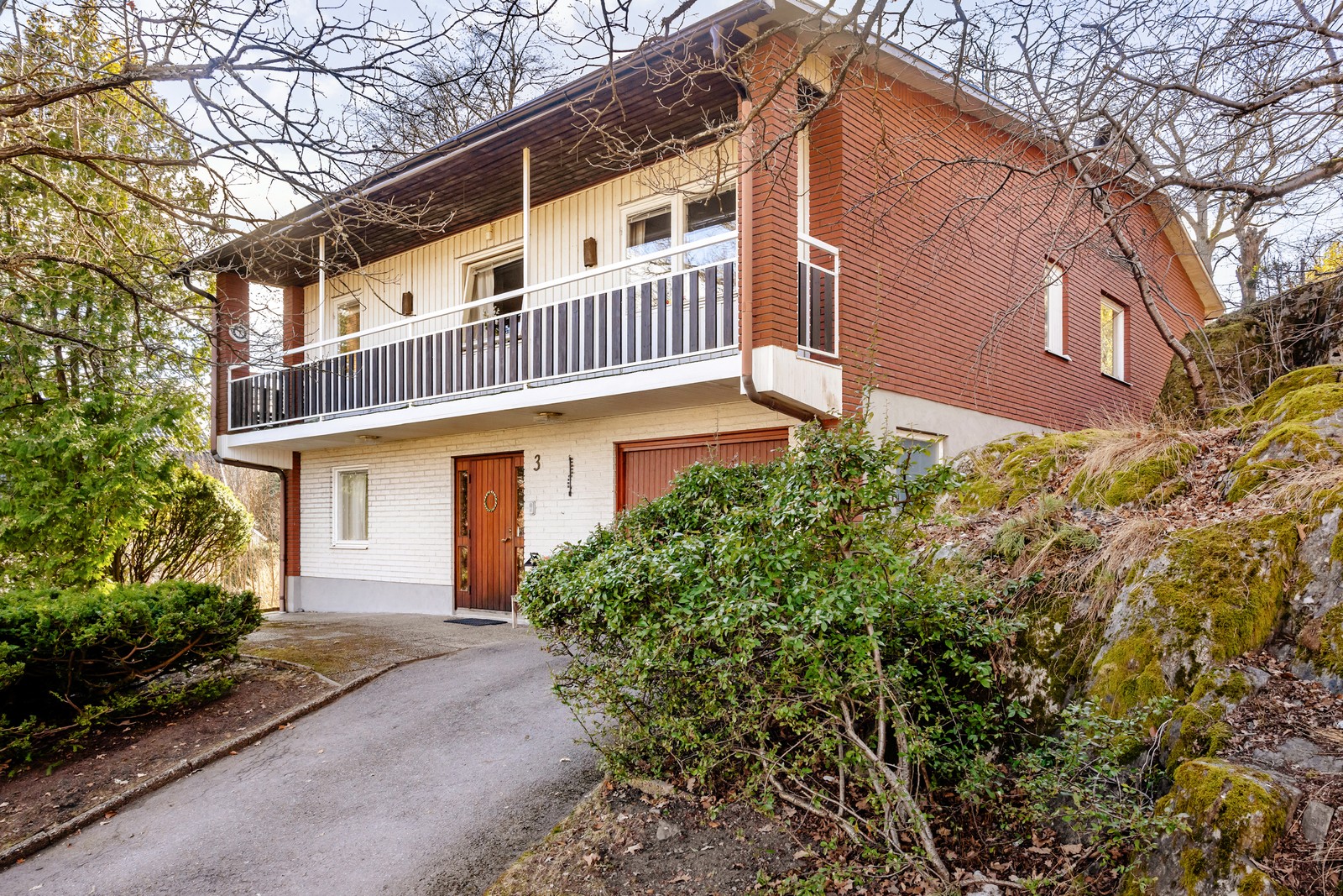 Villan belägen på lugn återvändsgata