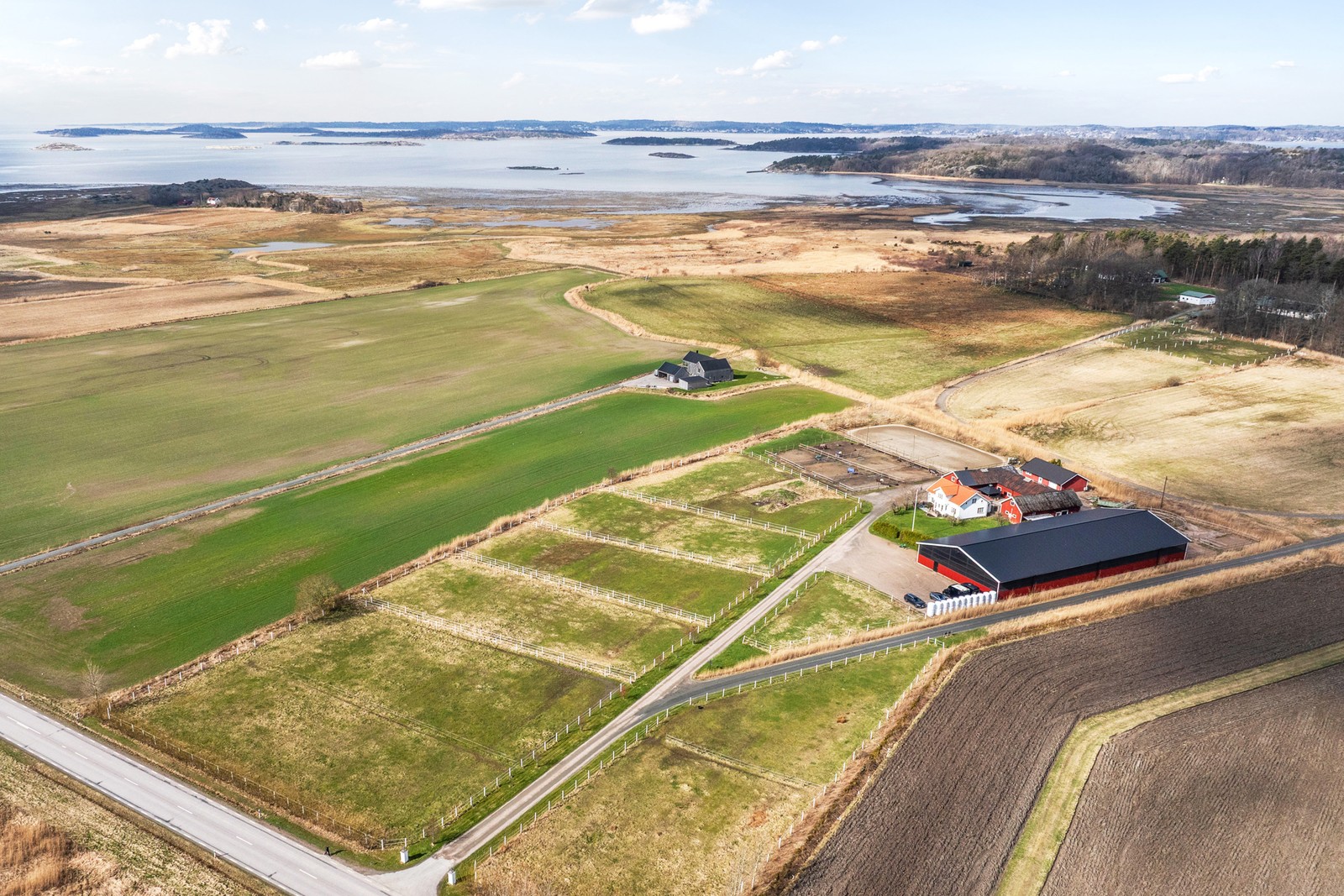 Havsnära läge och goda kommunikationsmöjligheter