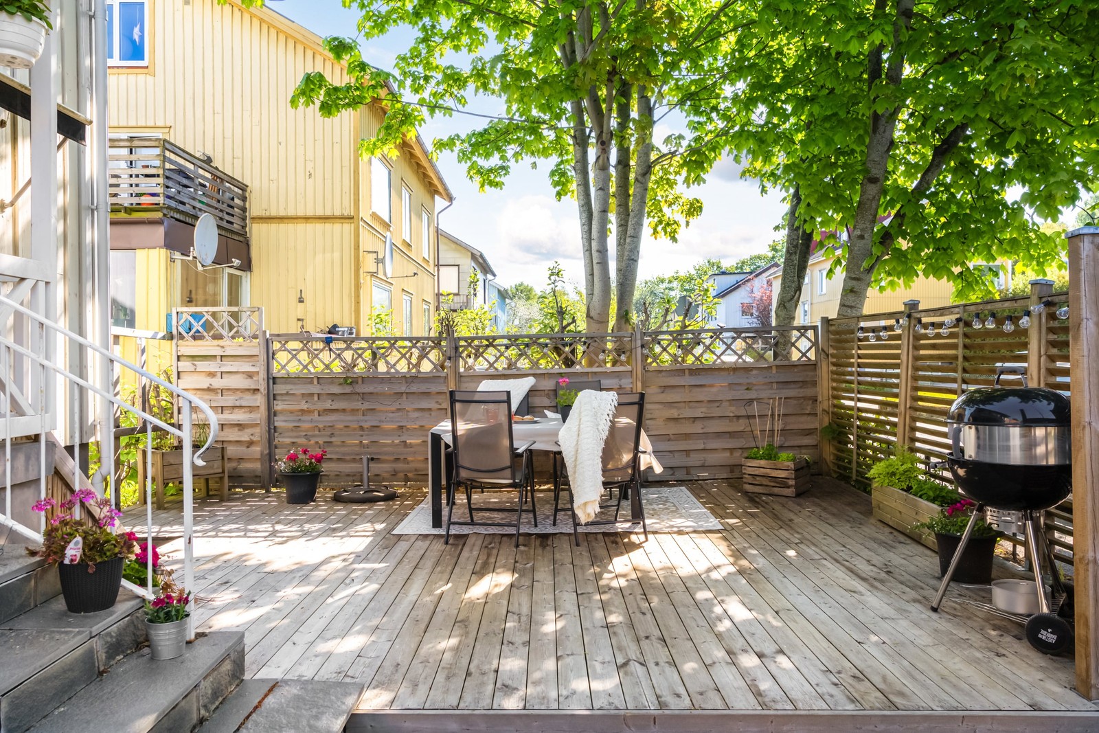 Bo i mitt i ett villakvarter i Strömmensberg