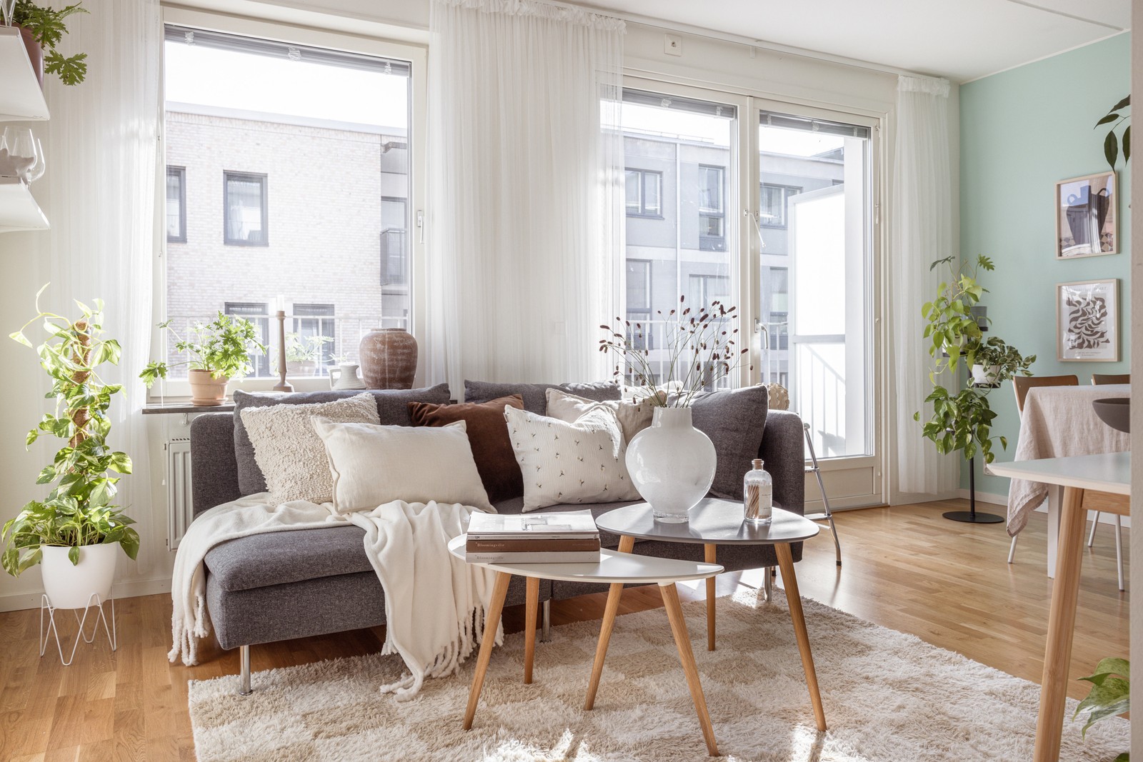 Varmt välkomna till Rundbäcksgatan 11!