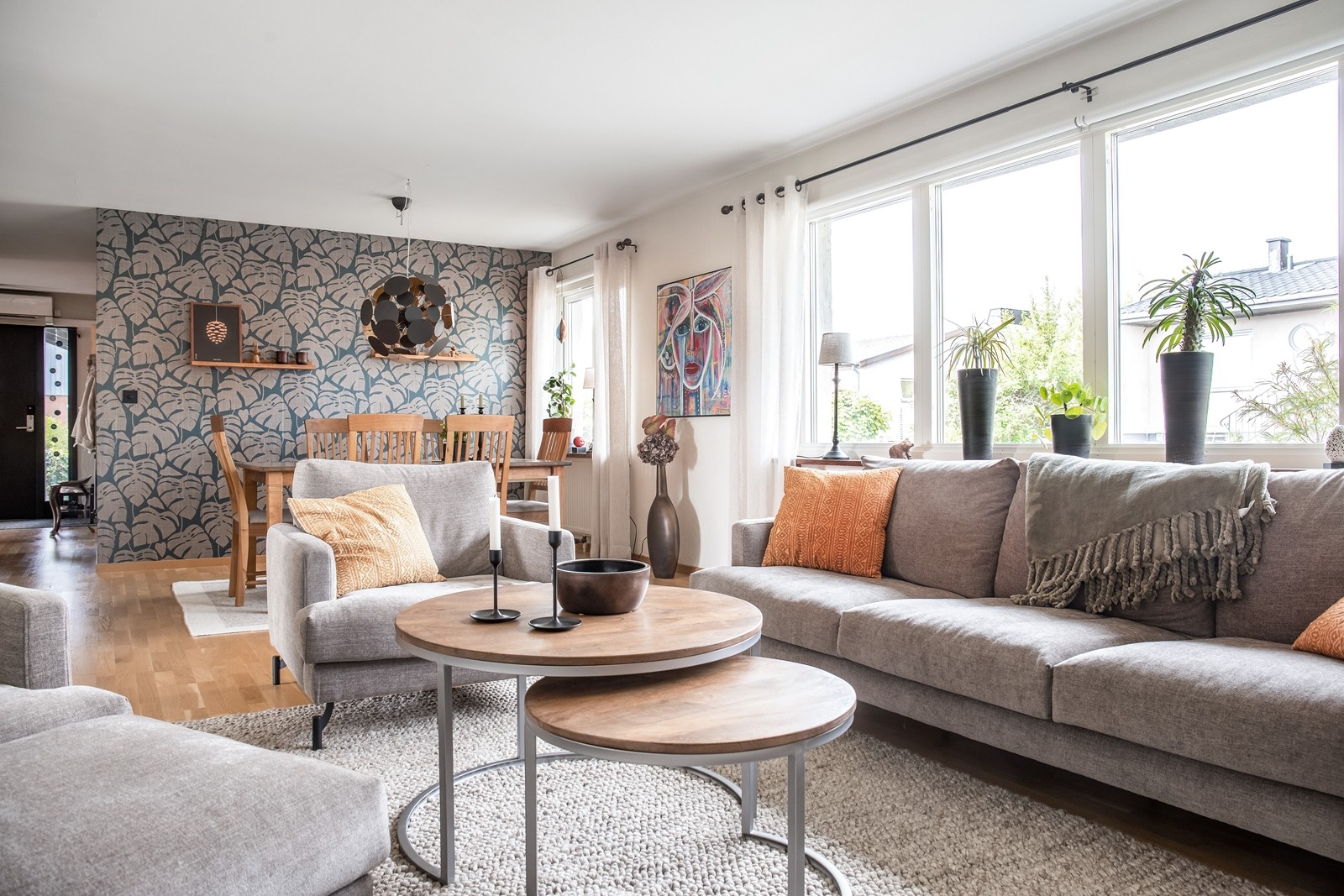 Allrum med sällskapsavdelning