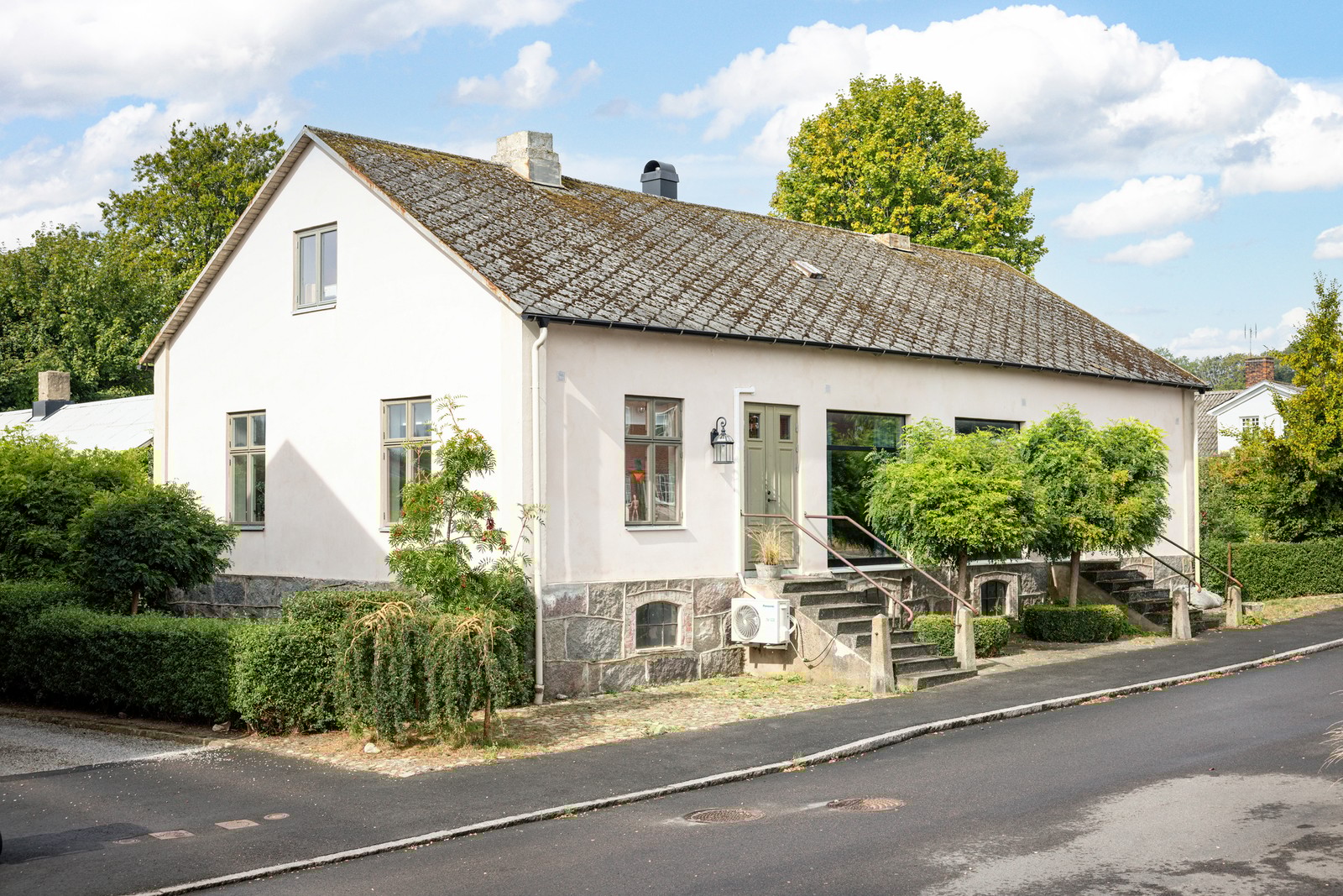 Utmed Måns Nils torg