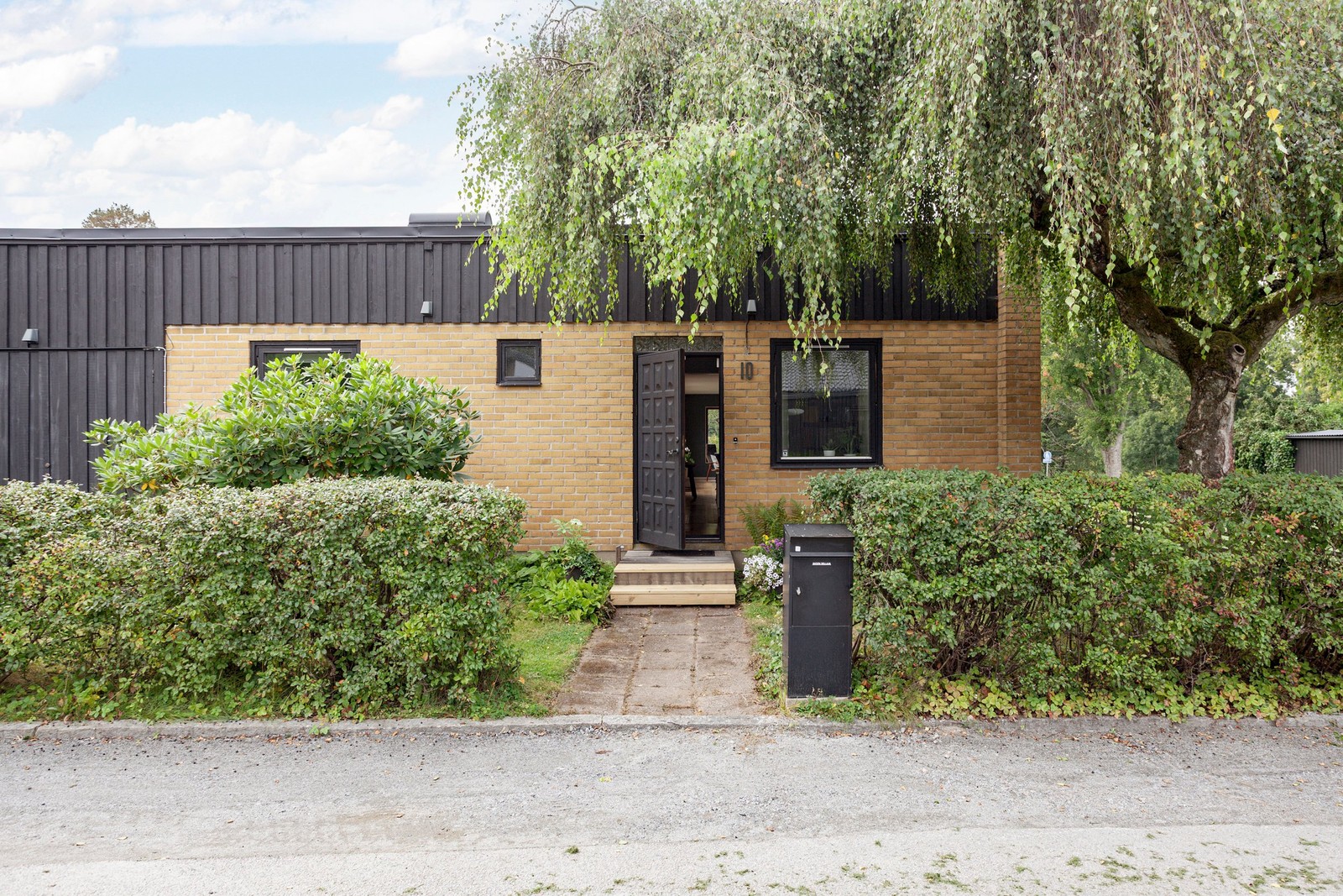 Varmt välkomna till Goalovsvägen 10!