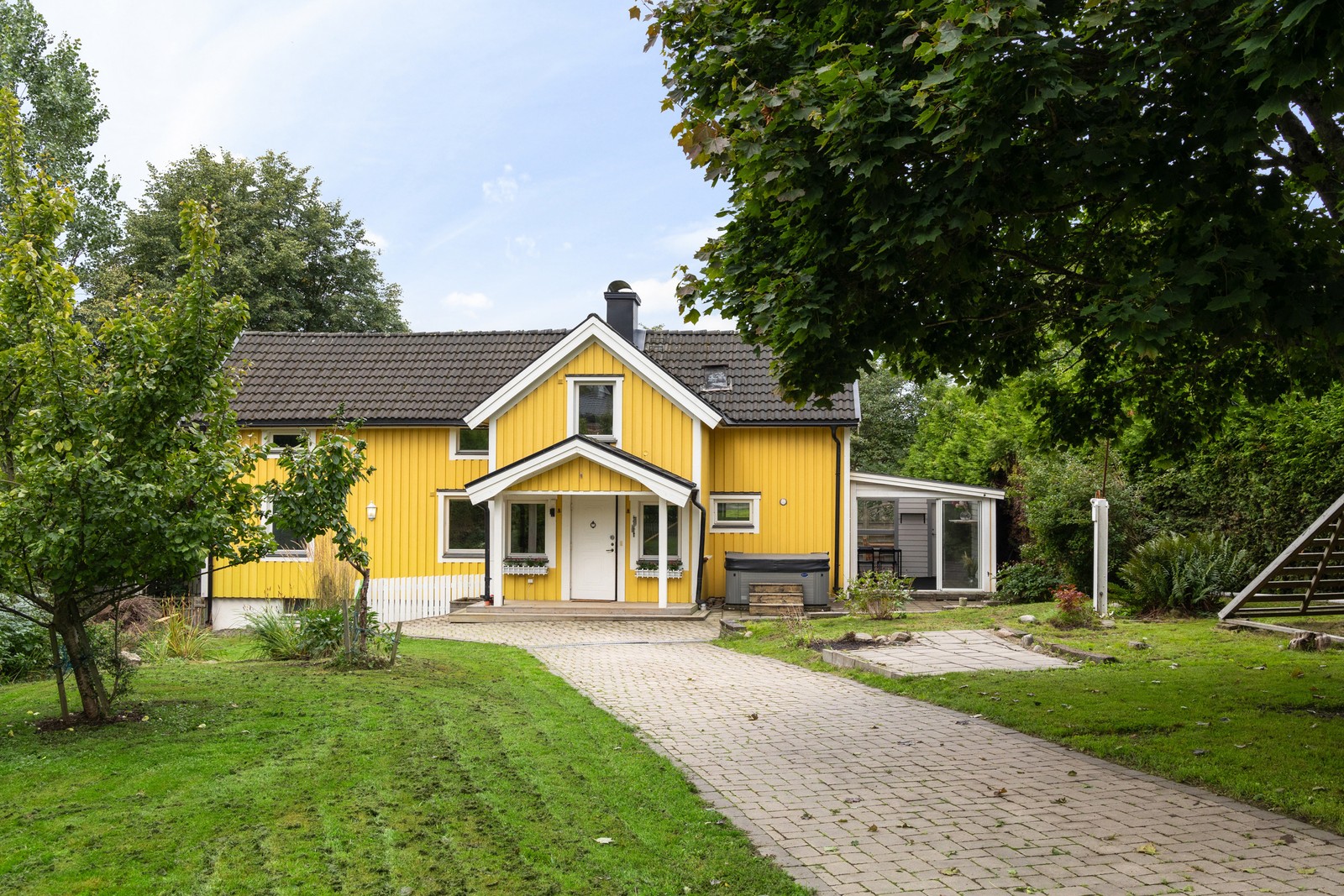 Välkomna till Gamla Riksvägen 125