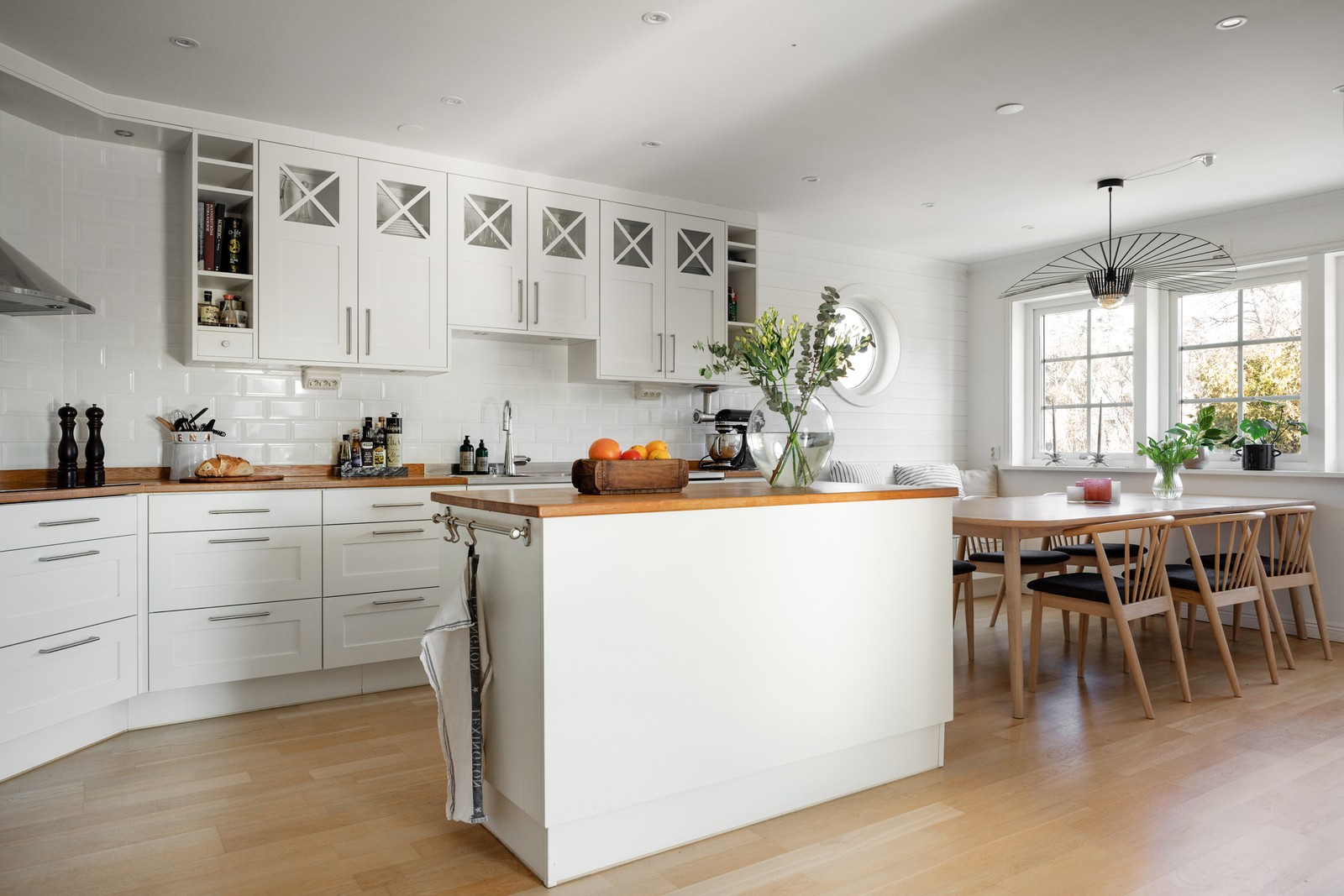 Här finns gott om utrymme för både matlagning och umgänge