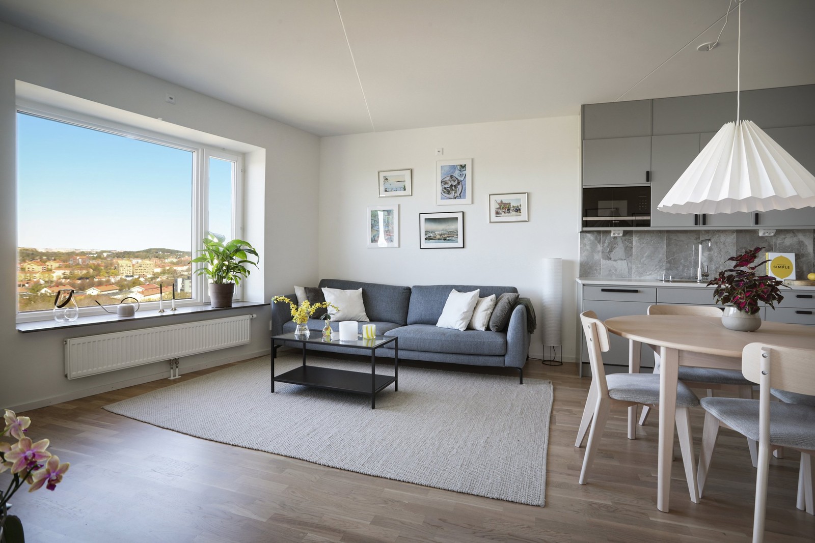 Välkommen till Bratteråsgatan 40 och våning 16