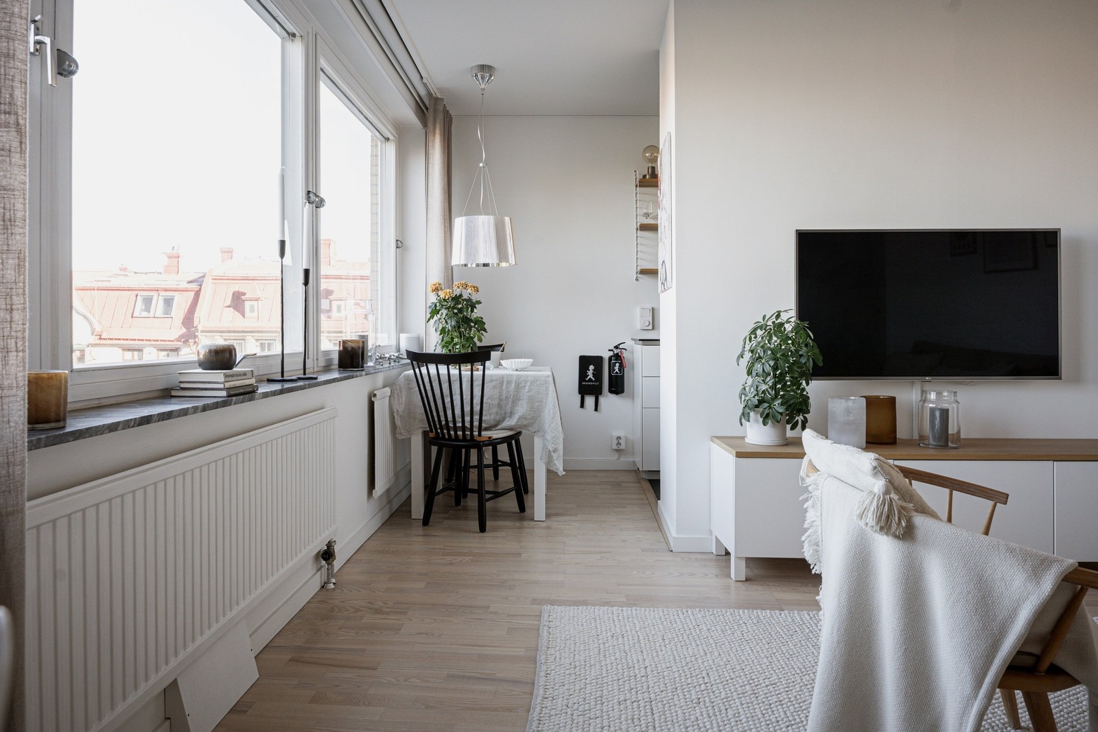 Varmt välkomna till ljuvliga Viktoriagatan 36 i hjärtat av Vasastaden!