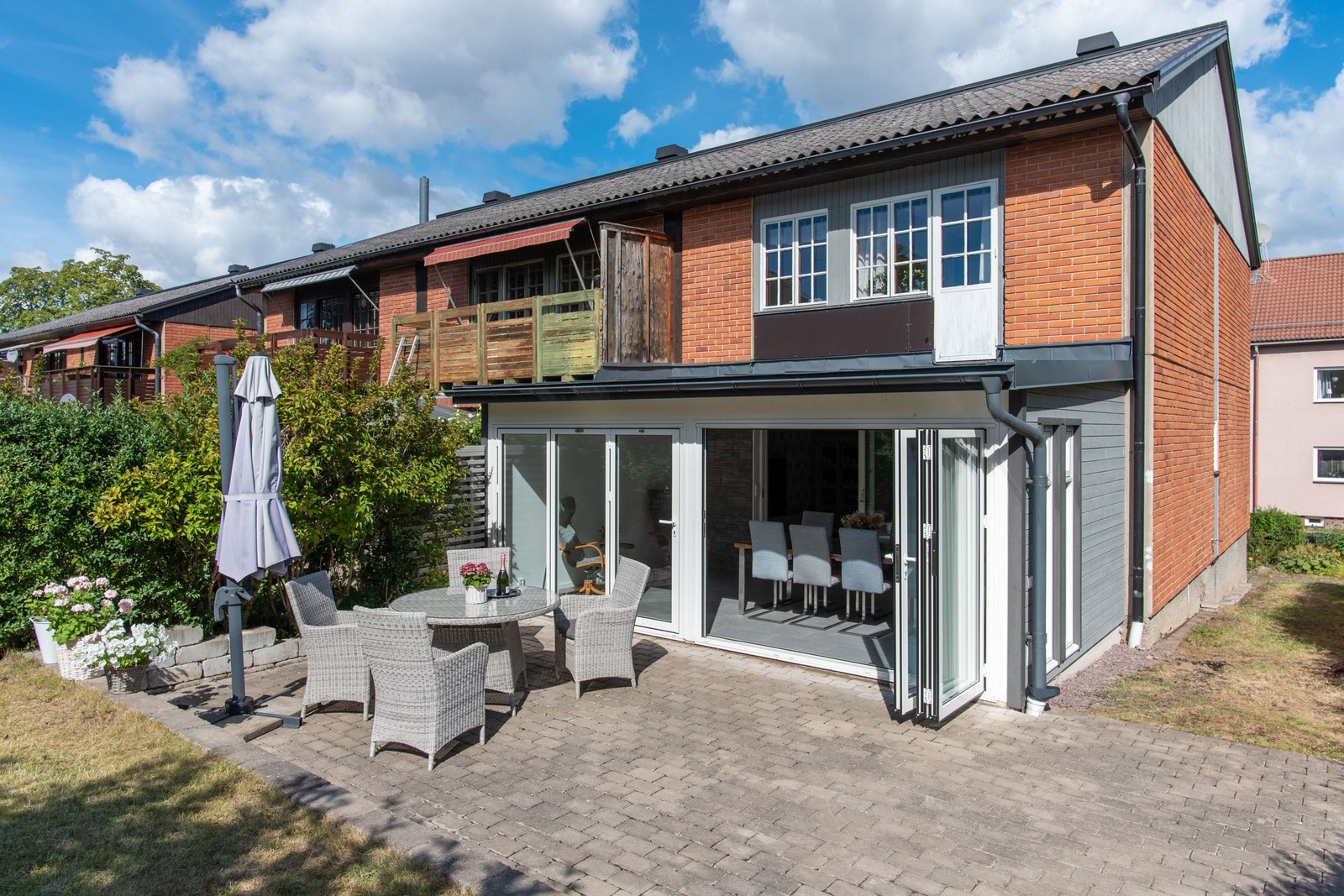 Perfekt läge med sol hela dagen.