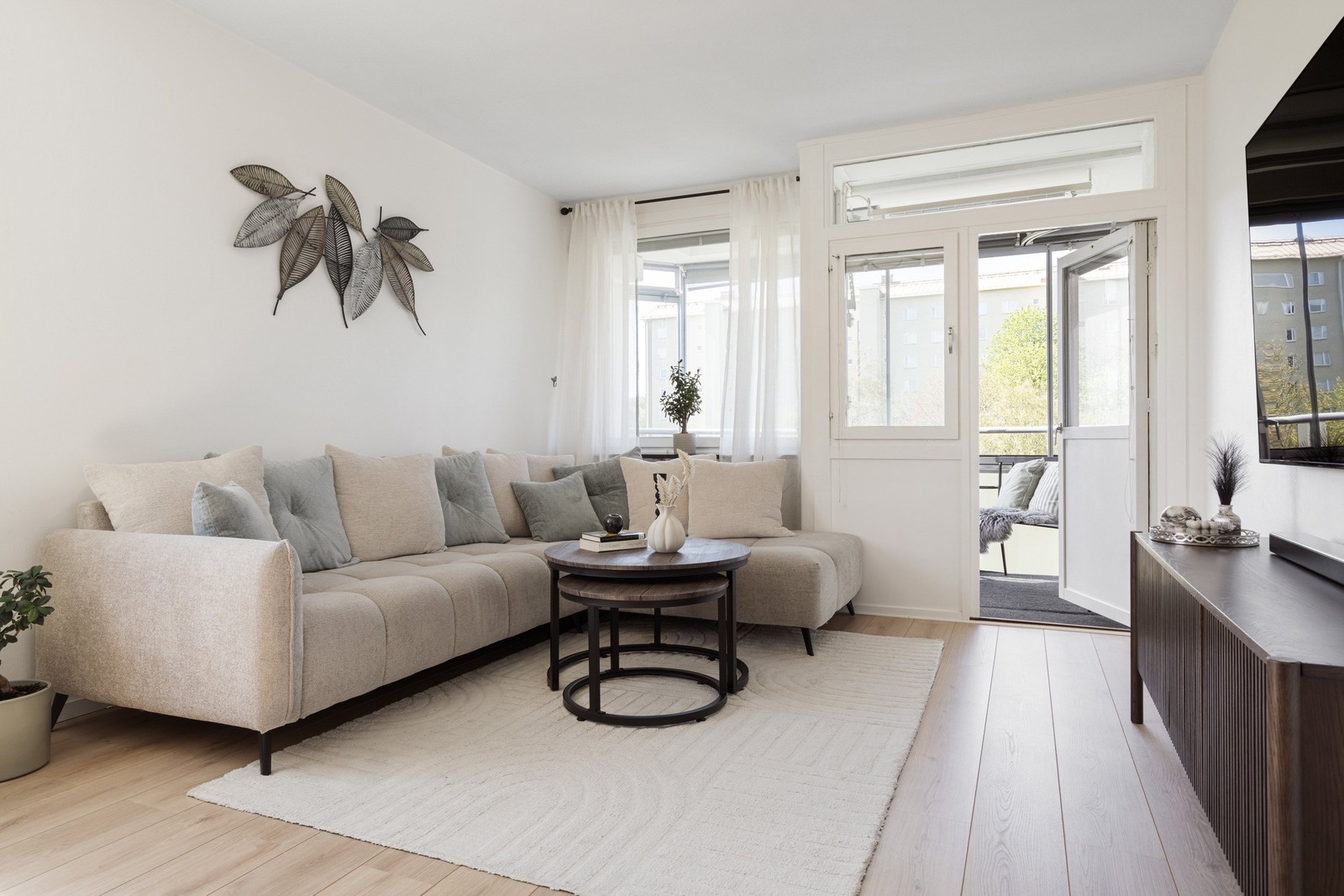 Välkommen till Badvädersgatan 9!