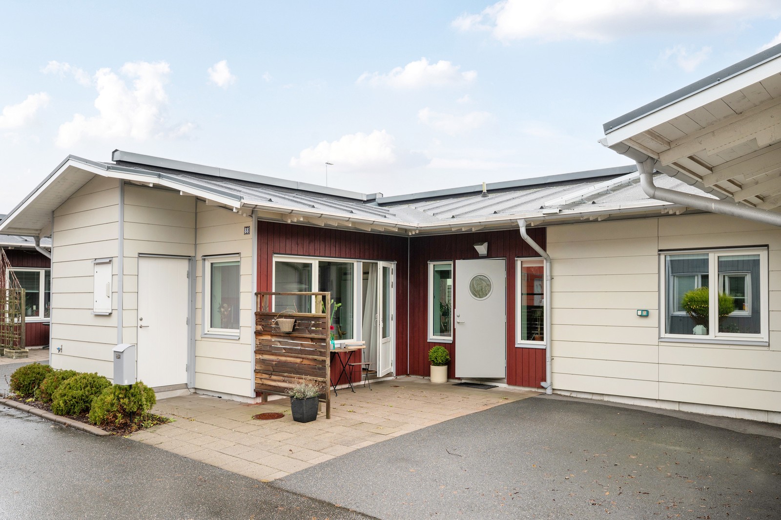 Snart kommer detta härliga enplanshus att erbjudas för dig som fyllt 55+