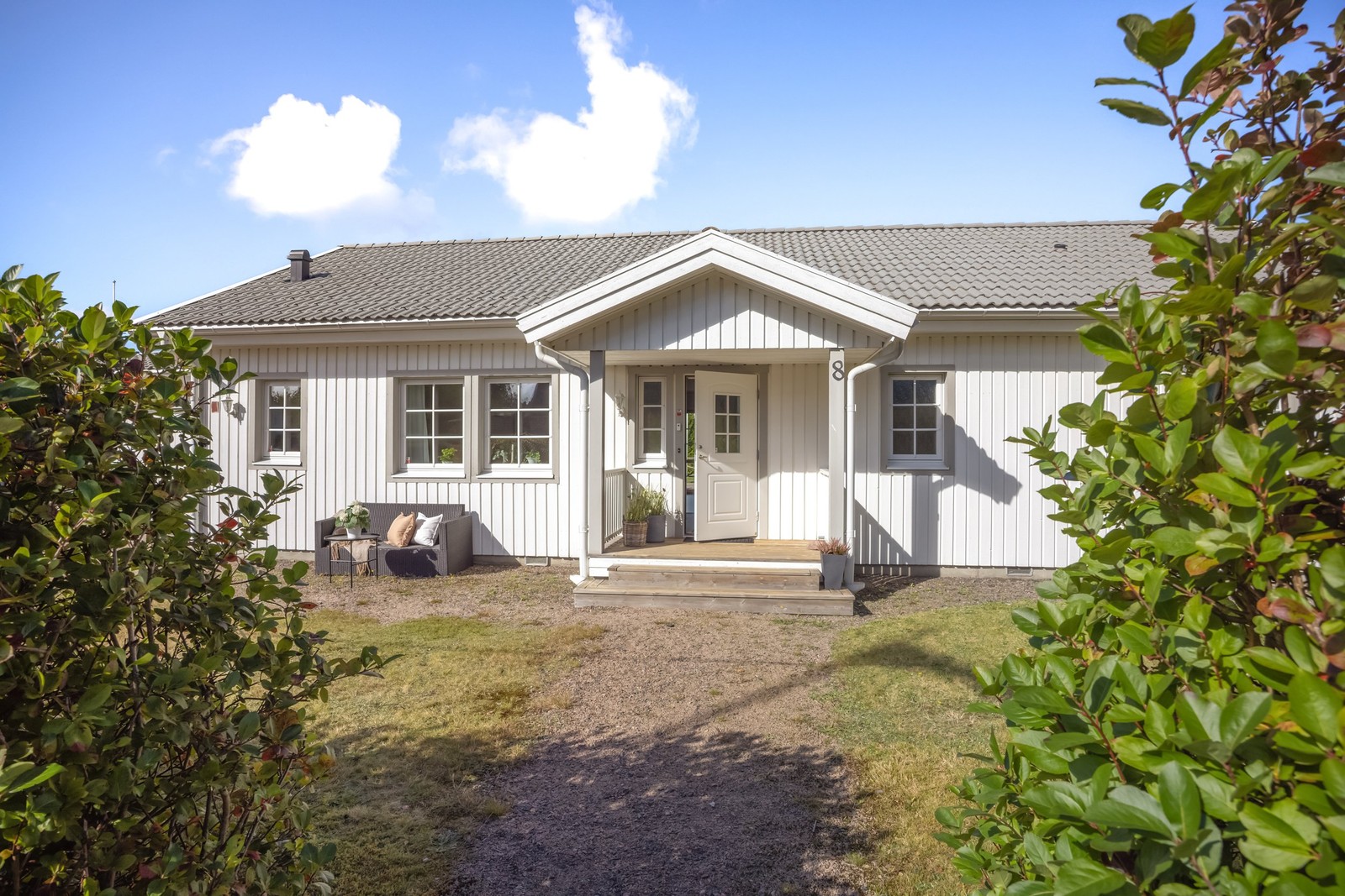 Enplansvilla på fjordsidan