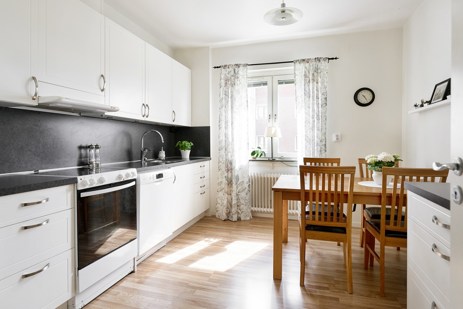 Välkommen till Toleredsgatan 13!