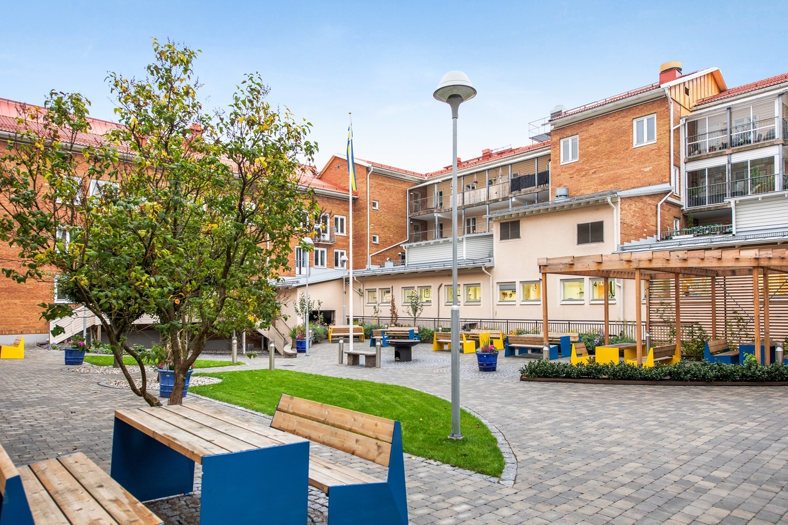 Välkomna till Brogatan 10