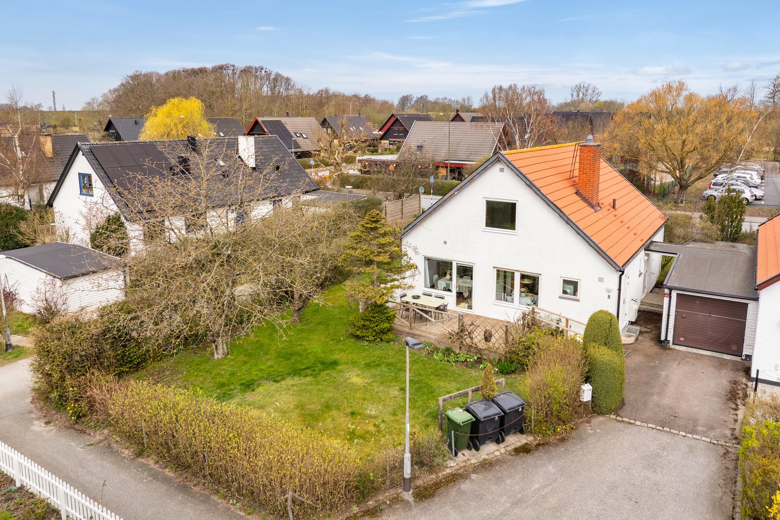 Välkommen till Gullregnsvägen 8