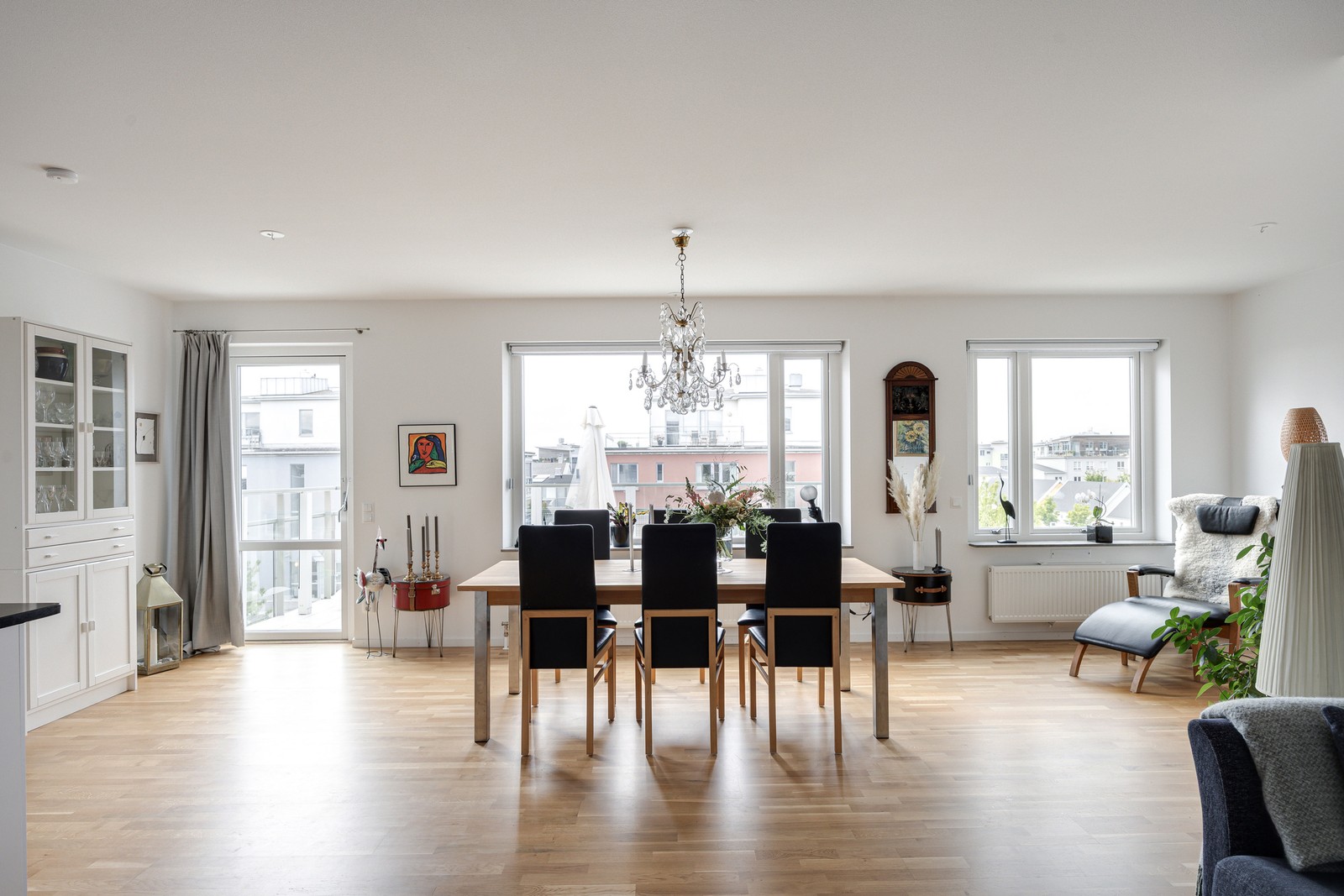 Välkommen till Esplanaden 16A - en lägenhet med allt man kan önska sig.