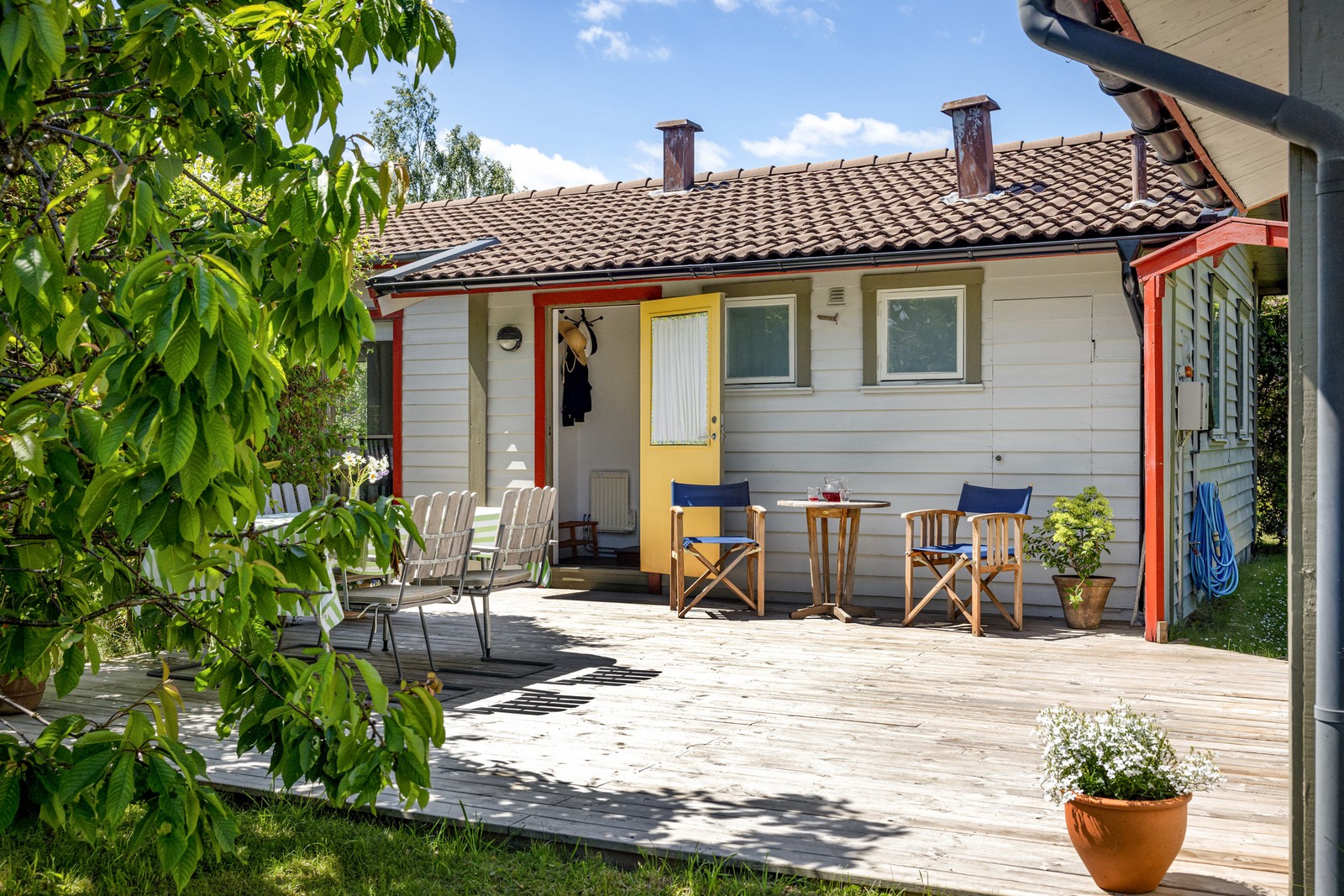 Ett sommarparadis för rekreation eller som naturlig samlingsplats för familj och vänner