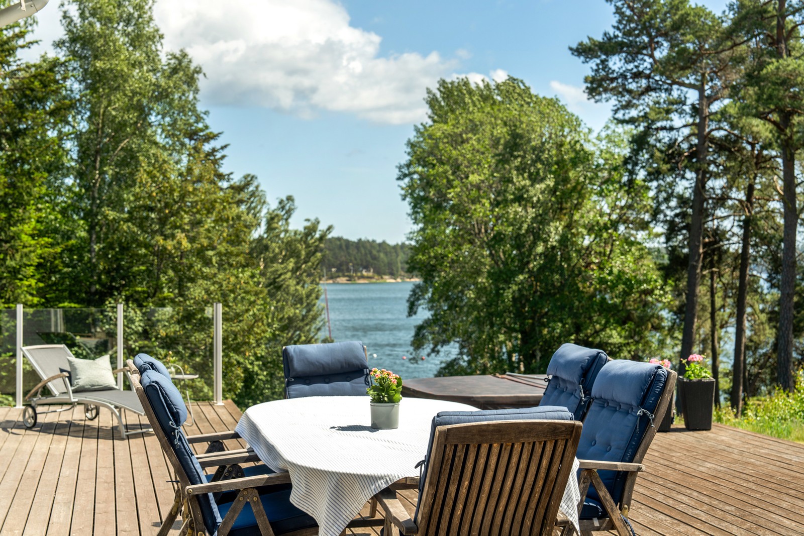 Magisk vy över Tranaröfjärden