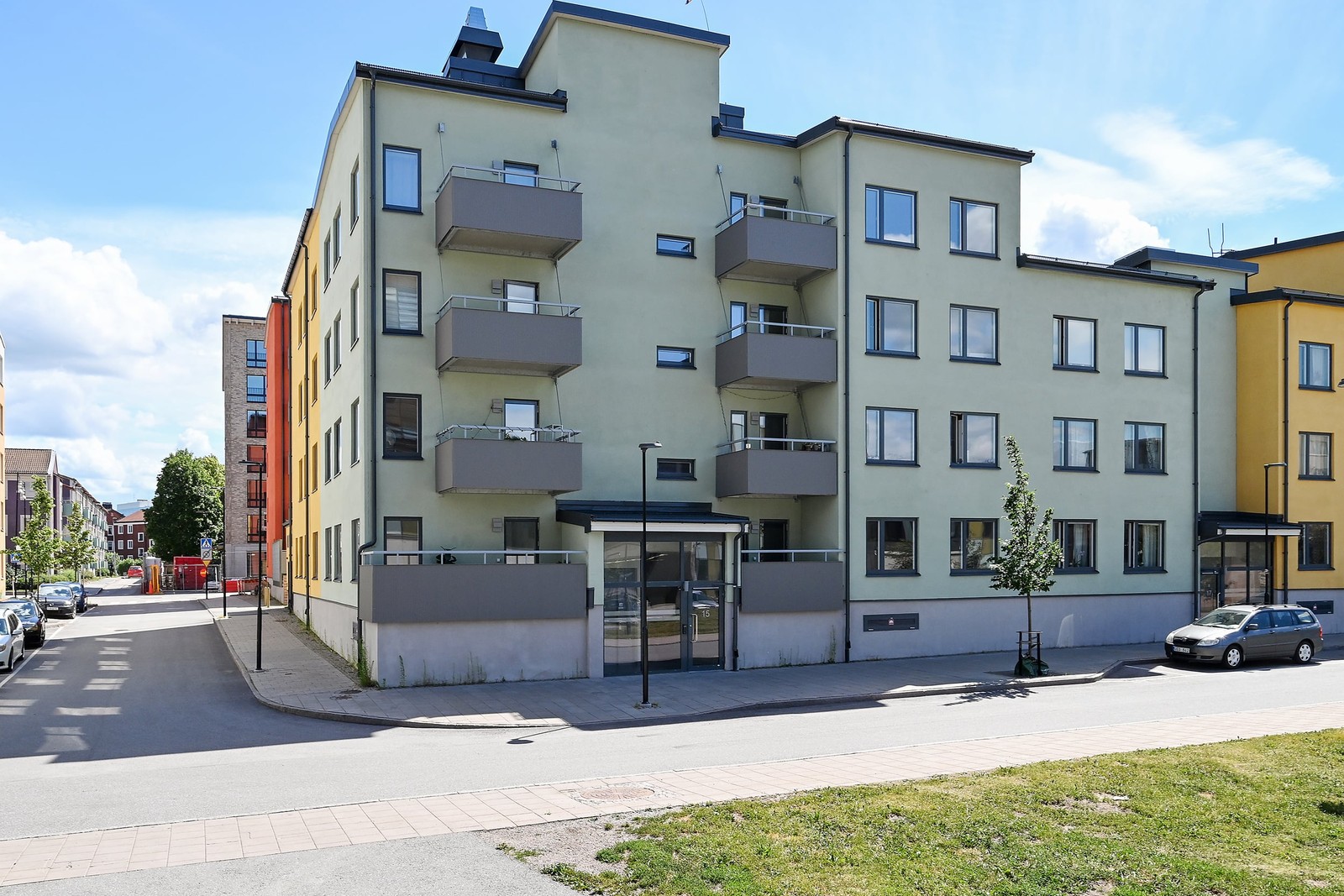 Upplysningens väg 15