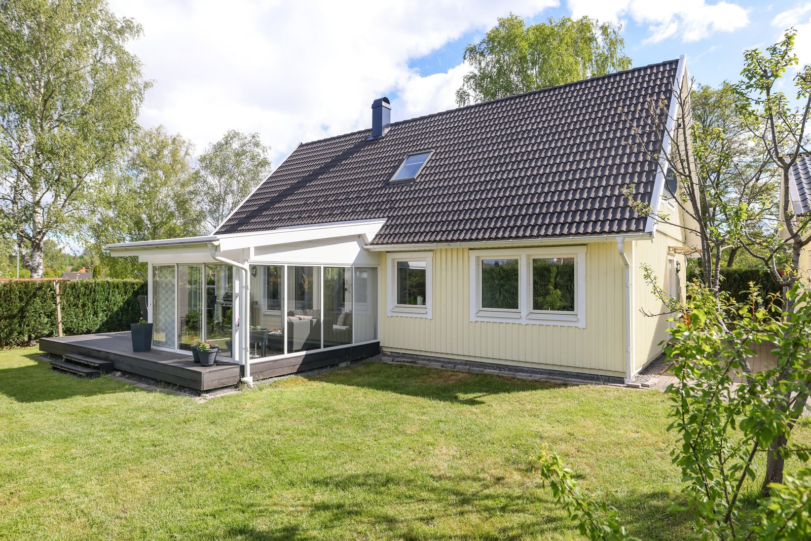 Välkommen till Hultvägen 2 - en välplanerad villa från 2014