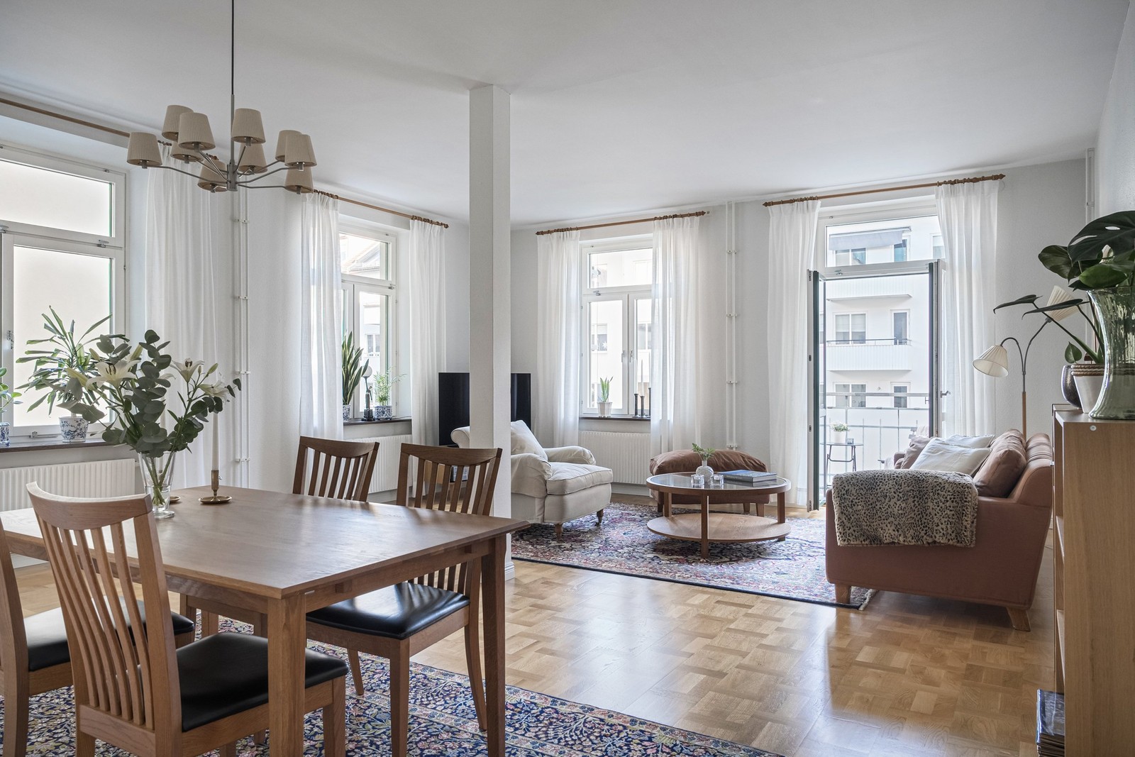 En bostad som kombinerar historisk charm med ett svårslaget läge.