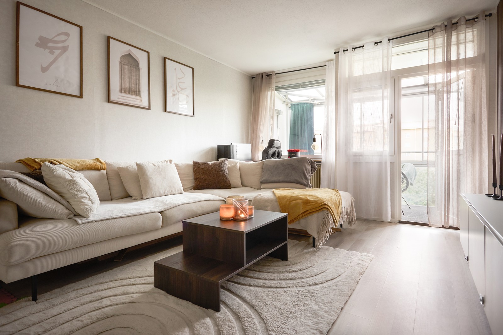 Välkommen till Badvädersgatan 19!