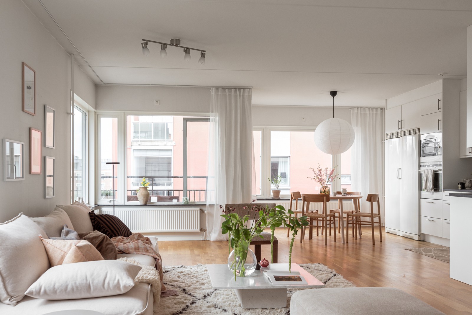 Välkomna till den ljusa trea!