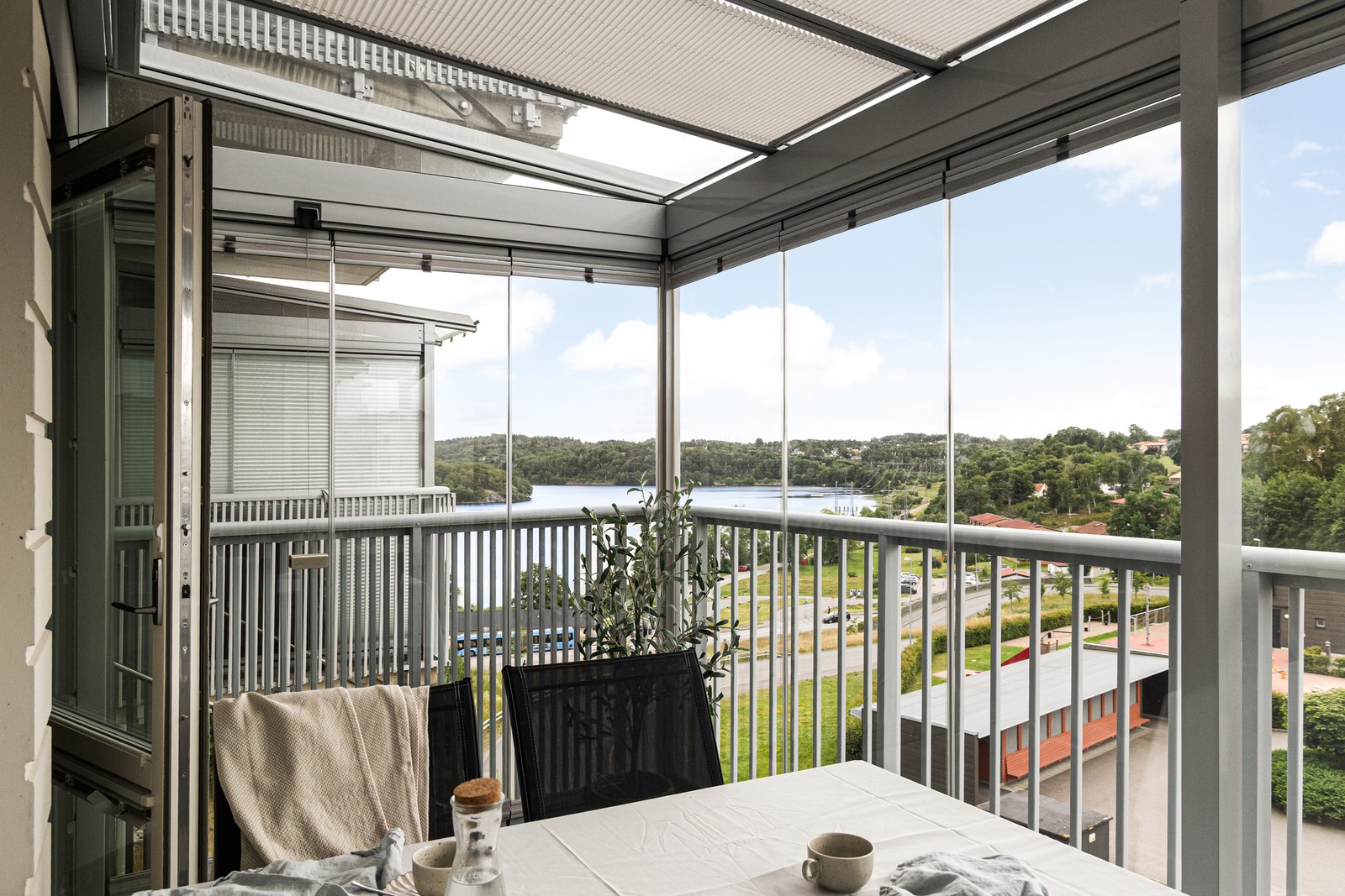 Välkommen till denna fina etta på Larssons Berg 12
