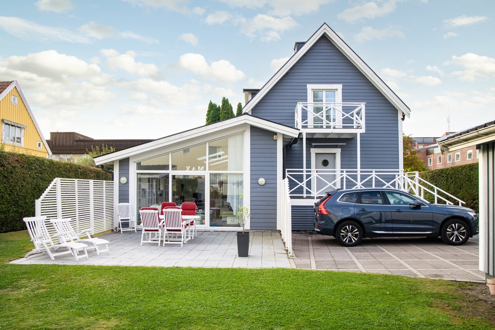 Välkomna till Biskopsbogatan 8