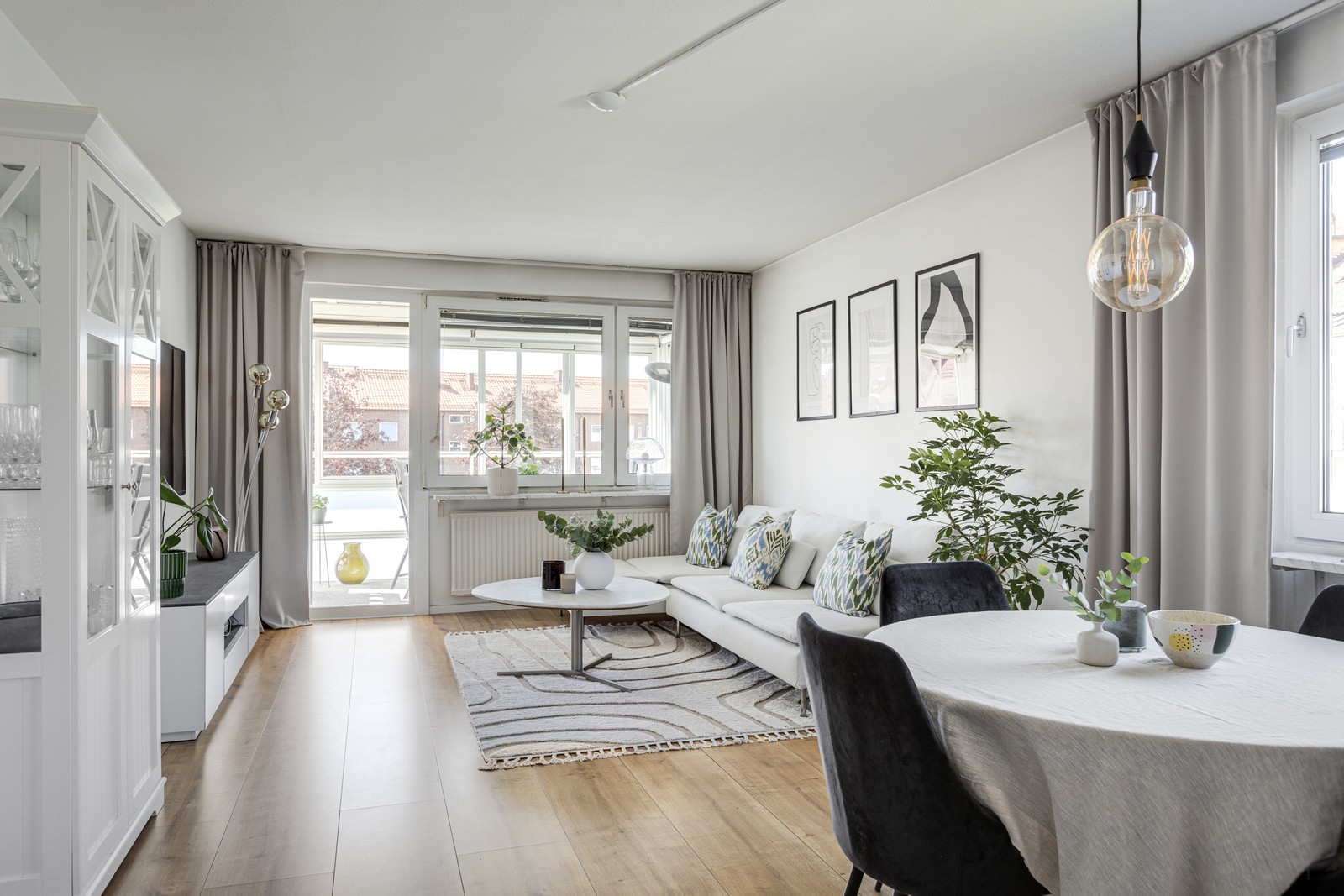 Välkomna till denna ljus, fräscha gavellägenhet