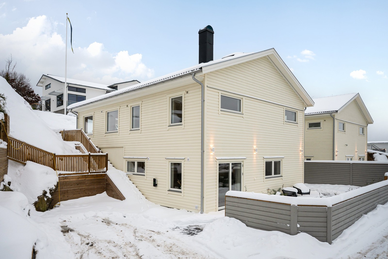 Nybyggt hus som kombinerar modern design med låga driftkostnader