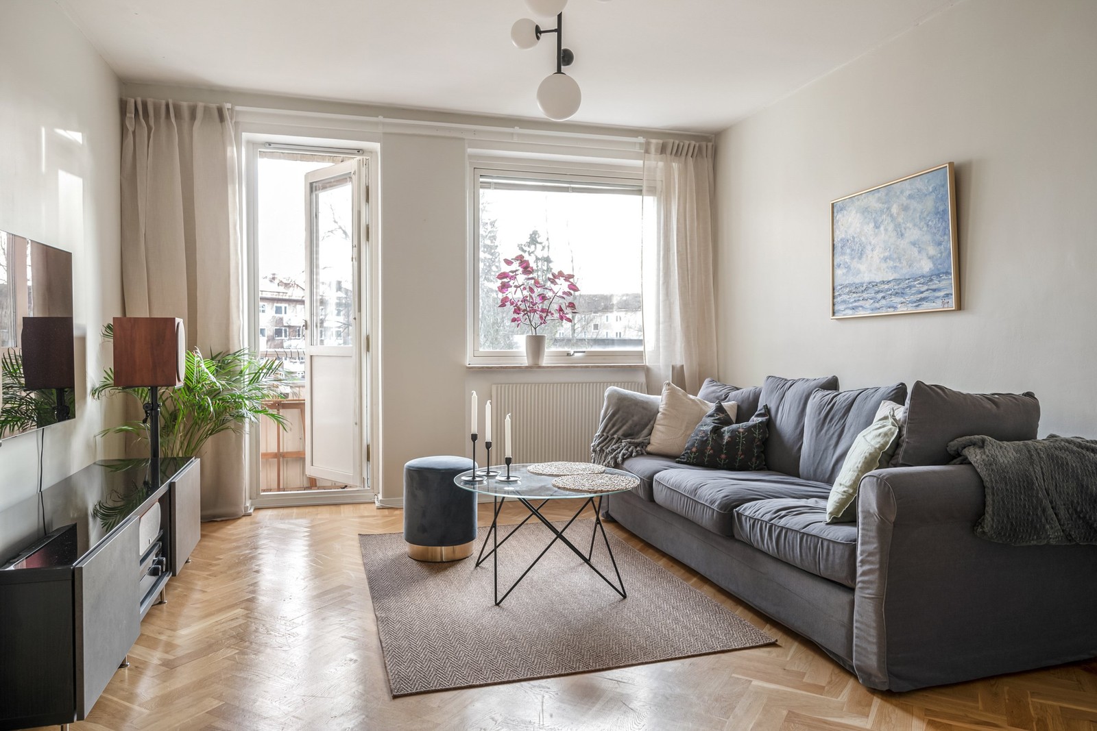 Varmt välkommen till denna trevliga tvåa på Lådämnesgatan