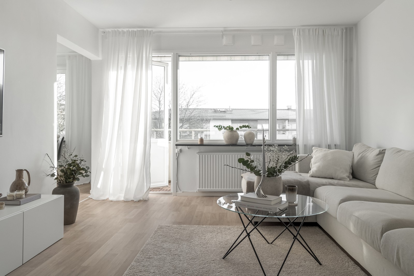 Välkomna till denna stilfulla tvåa i Åby